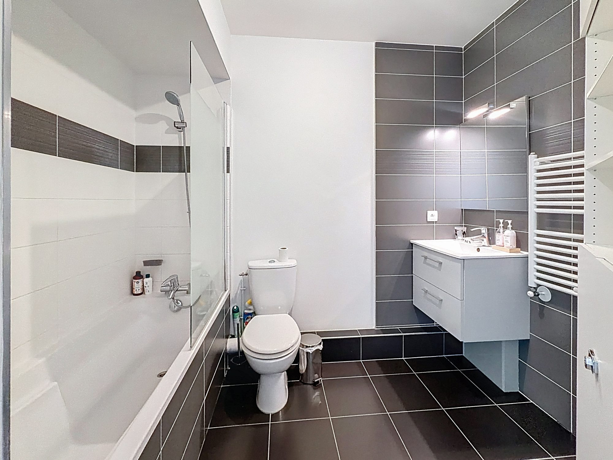 Noisy-le-Grand – Appartement 2 pièces de 43,75 m² avec balcon et parking