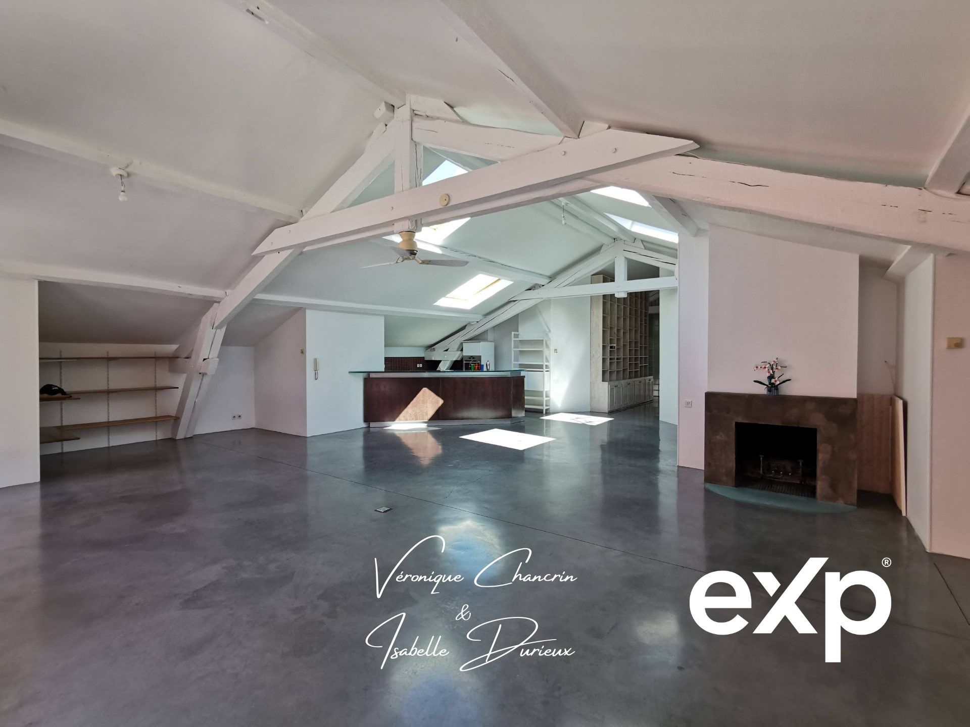 Loft familial 181 m² – terrasse plein sud 70 m² – métro B à 3 min
