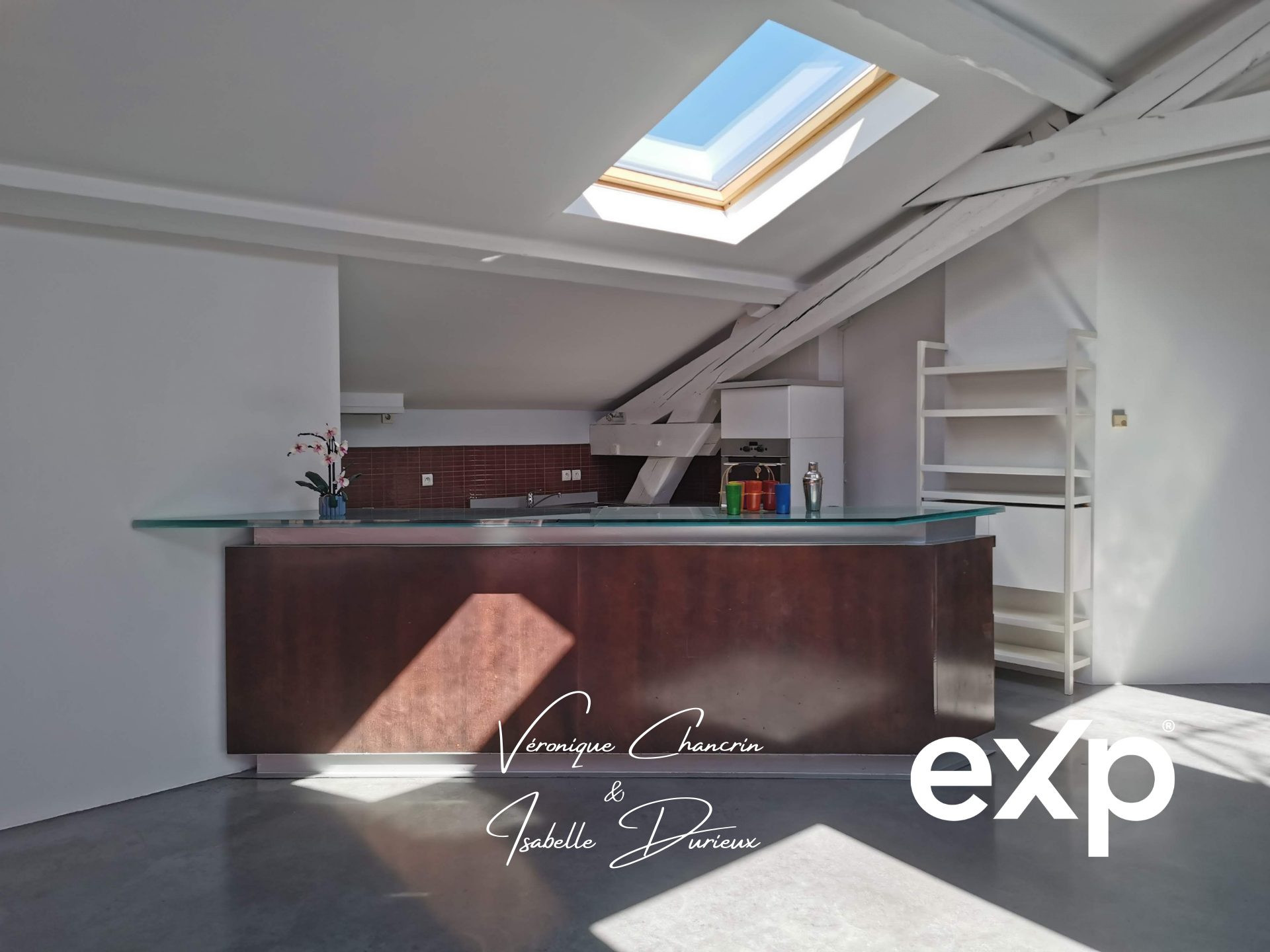 Loft familial 181 m² – terrasse plein sud 70 m² – métro B à 3 min