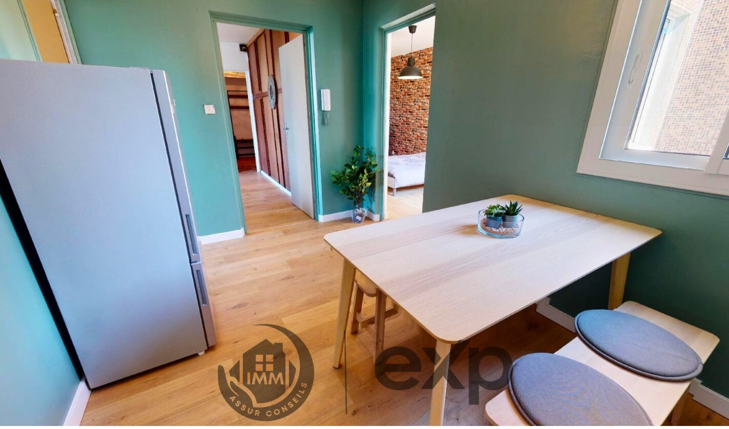 5-Room Apartment in Vénissieux with Cellar 4