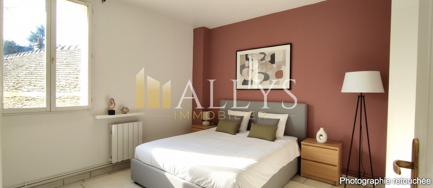 2-Room Apartment in City Center 4
