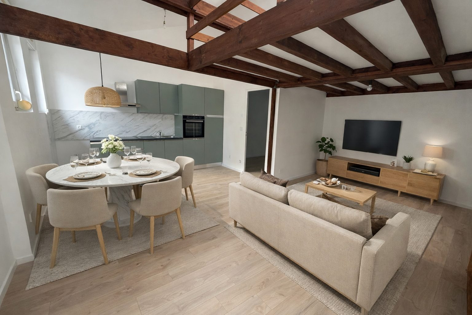 Appartement rénové avec mezzanine – Rue Léon Bourgeois à Châlons-en-Champagne