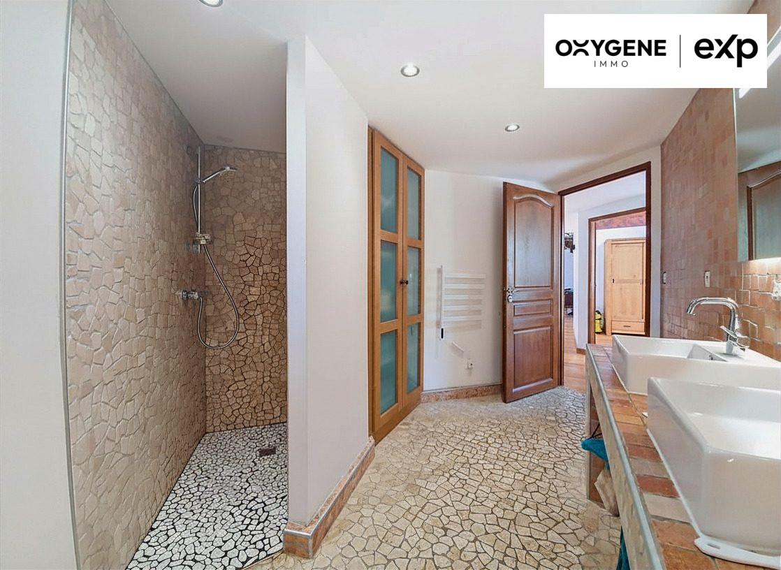 Duplex avec cour