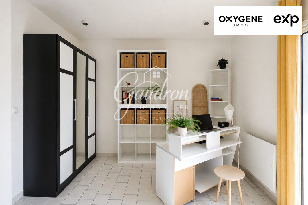 3-Room Apartment - Renovated - Close to the Station 4