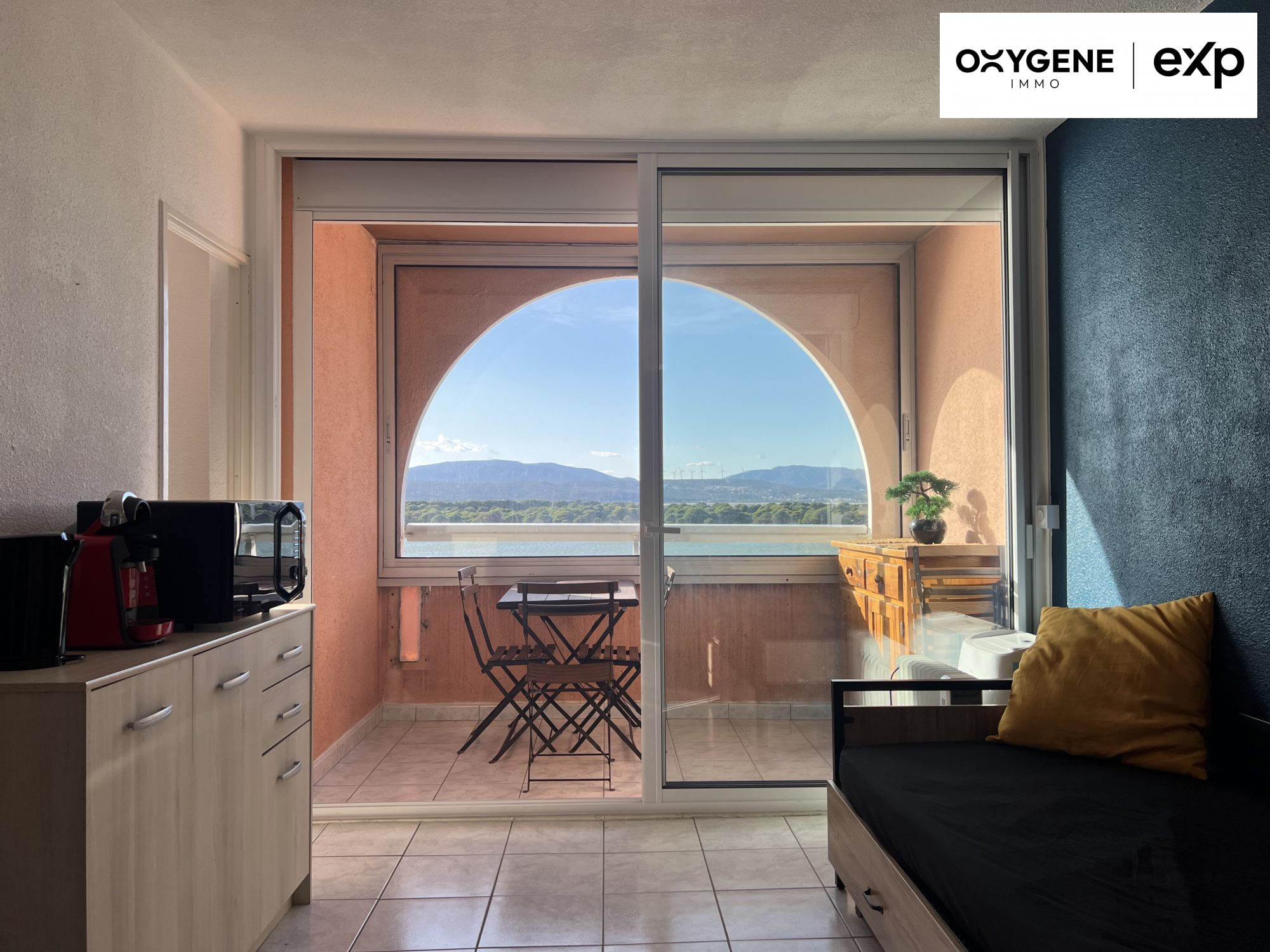 Appartement avec vue sur l'étang et les Corbières