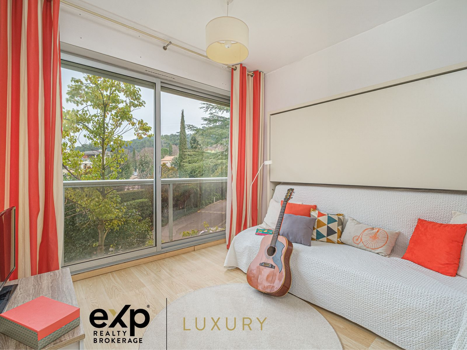Appartement Aix en Provence quartier La Torse avec 3 chambres, terrasse, piscine et garage