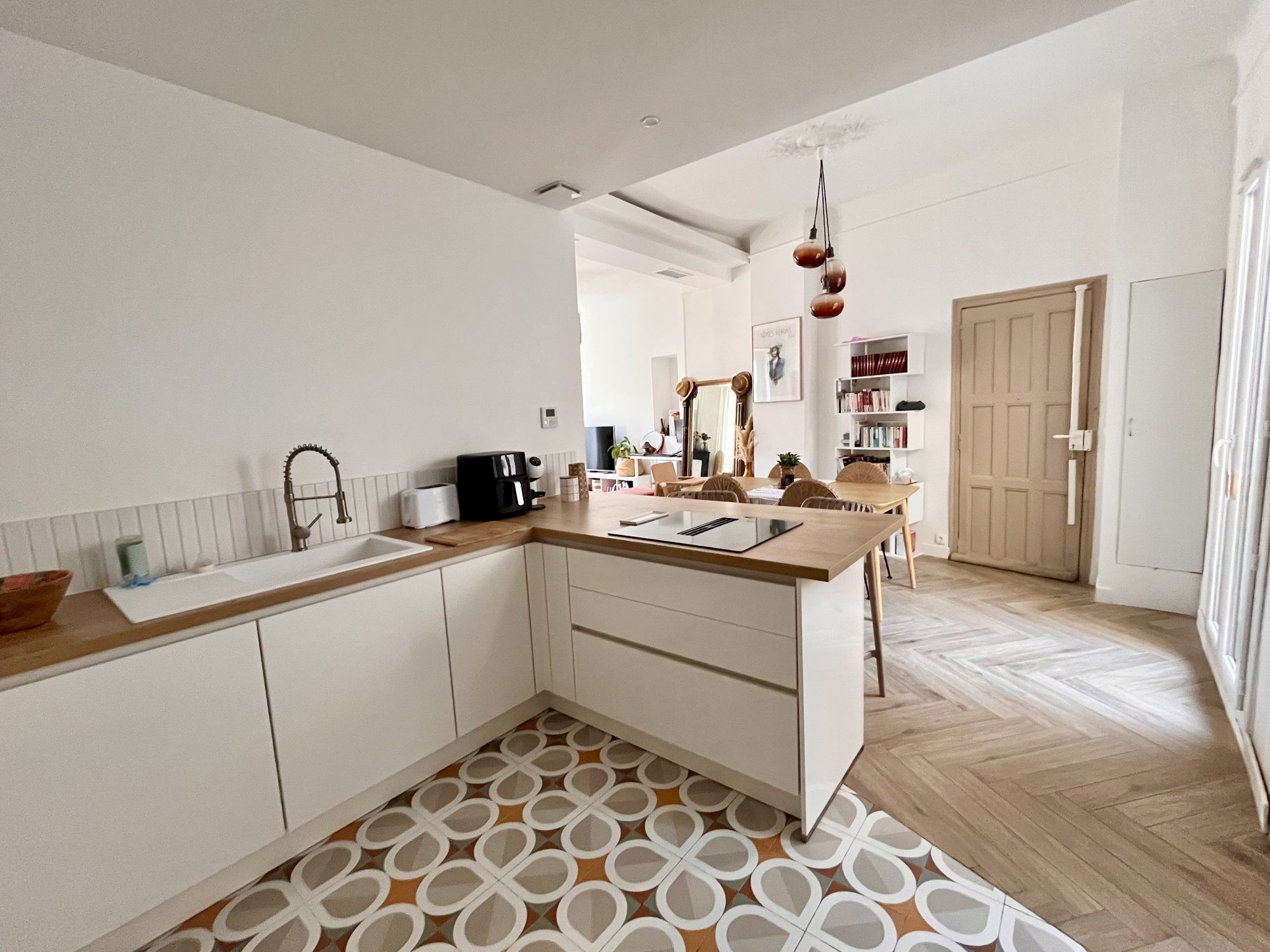 APPARTEMENT - 2 CHAMBRES -