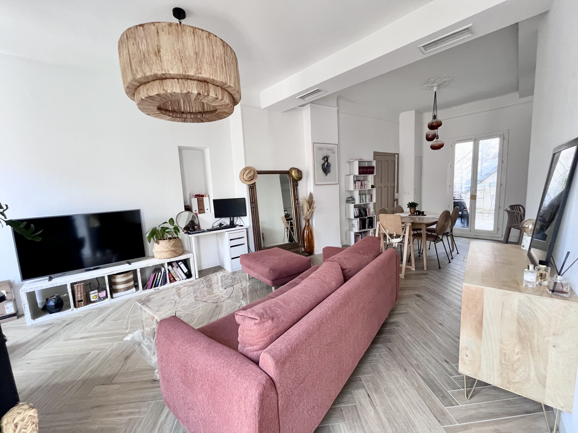 APPARTEMENT - 2 CHAMBRES -