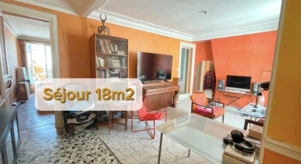 Appartement à vendre à Paris, 56 m²