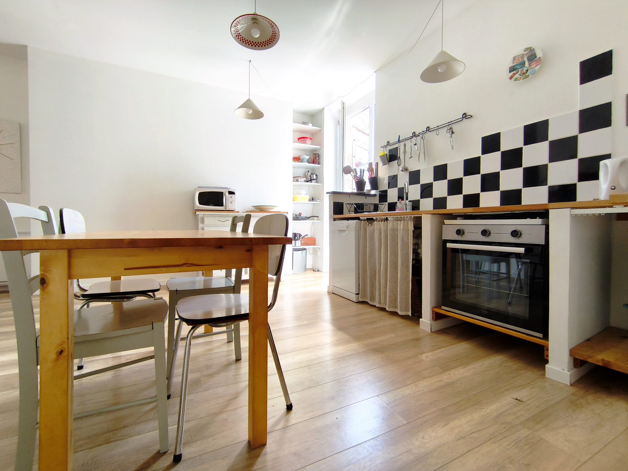 62000 Arras - rue St-Aubert - 4-Room Apartment with Patio Terrace - 80m² 4