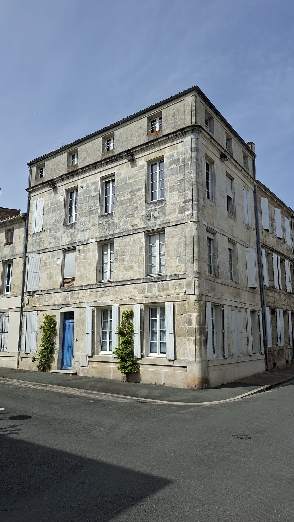 Appartement 3 pièces 37 m² · à Rochefort · 37 m² · 125 000 €