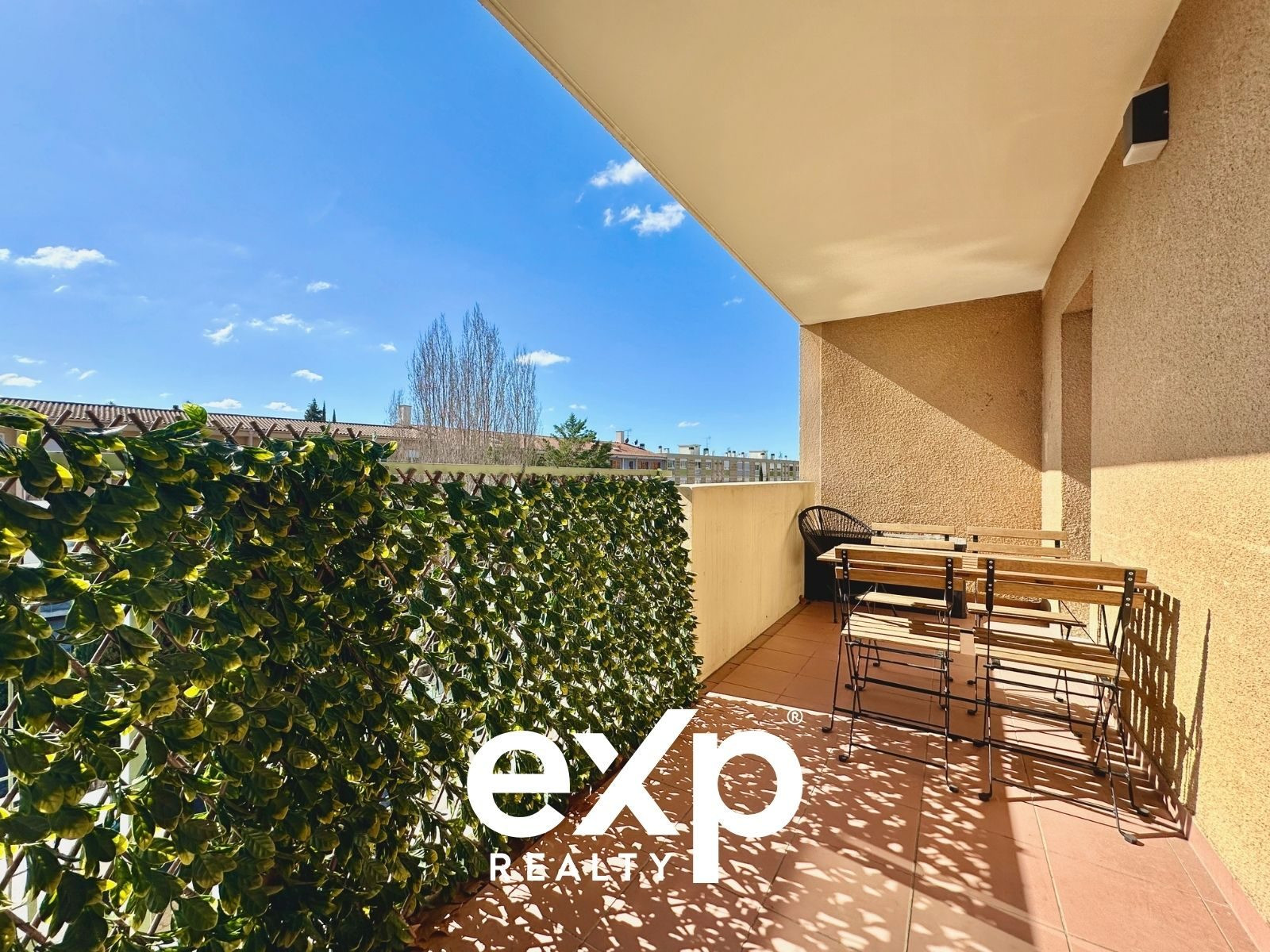INVESTOR OPPORTUNITY – 7.6% Yield – Aix-en-Provence 5