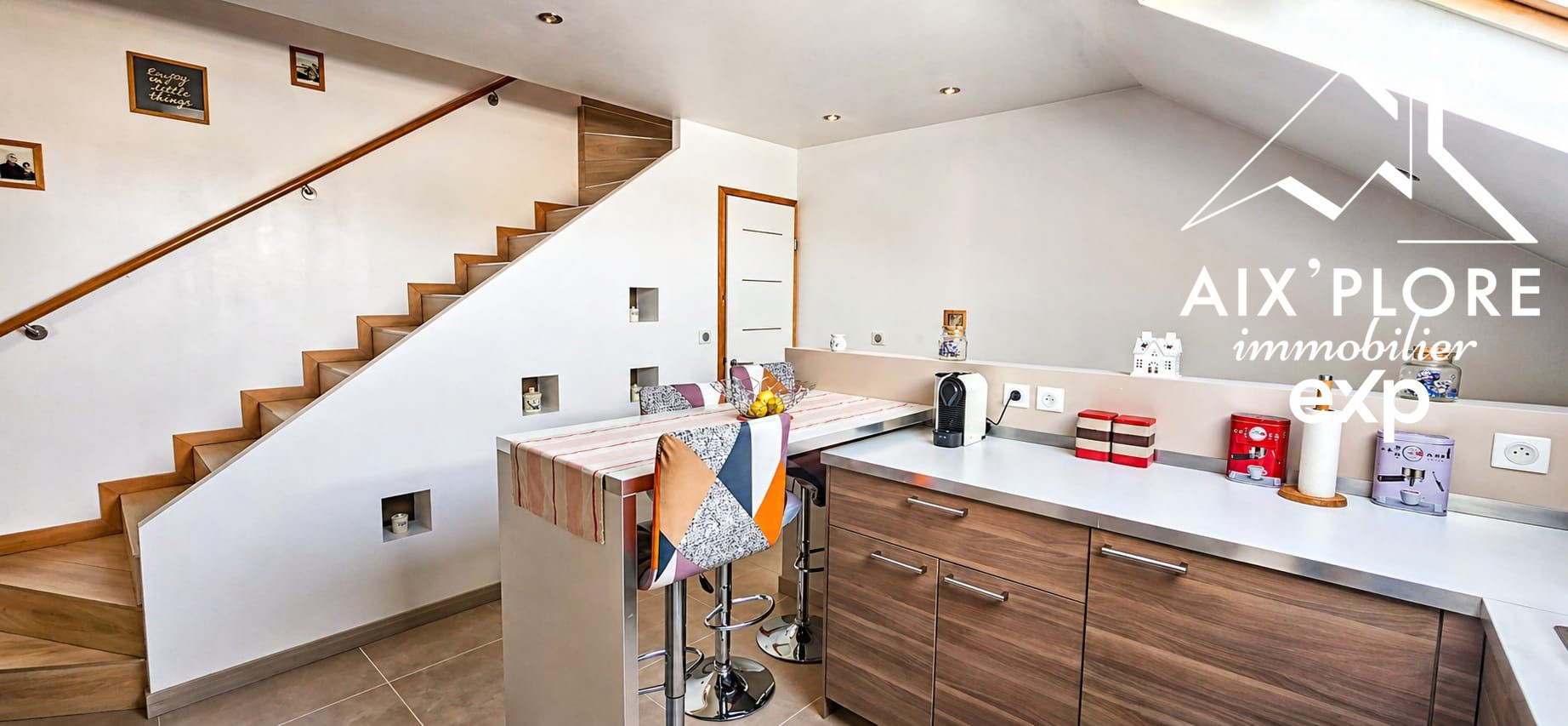 Appartement de type 4 duplex dans résidence avec piscine