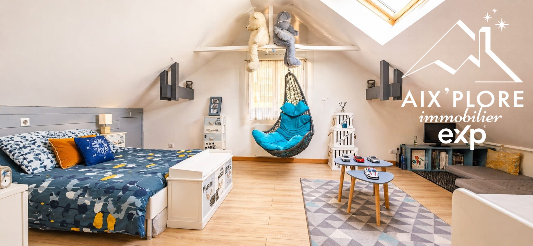 Appartement de type 4 duplex dans résidence avec piscine