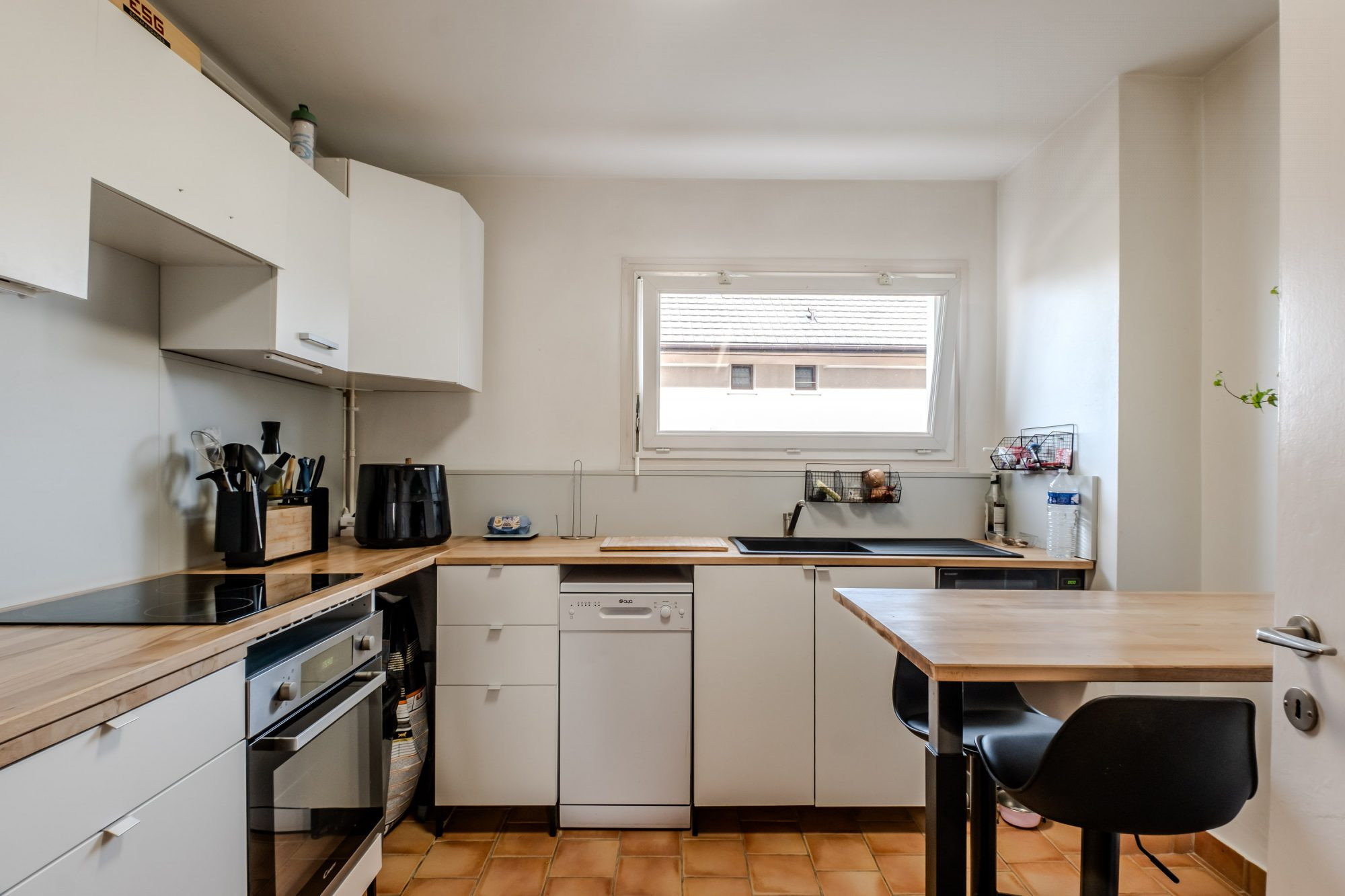 🤍 EXCLUSIVE - Bright T4 with balcony: a nest to personalize in the heart of Thonon-les-Bains 4