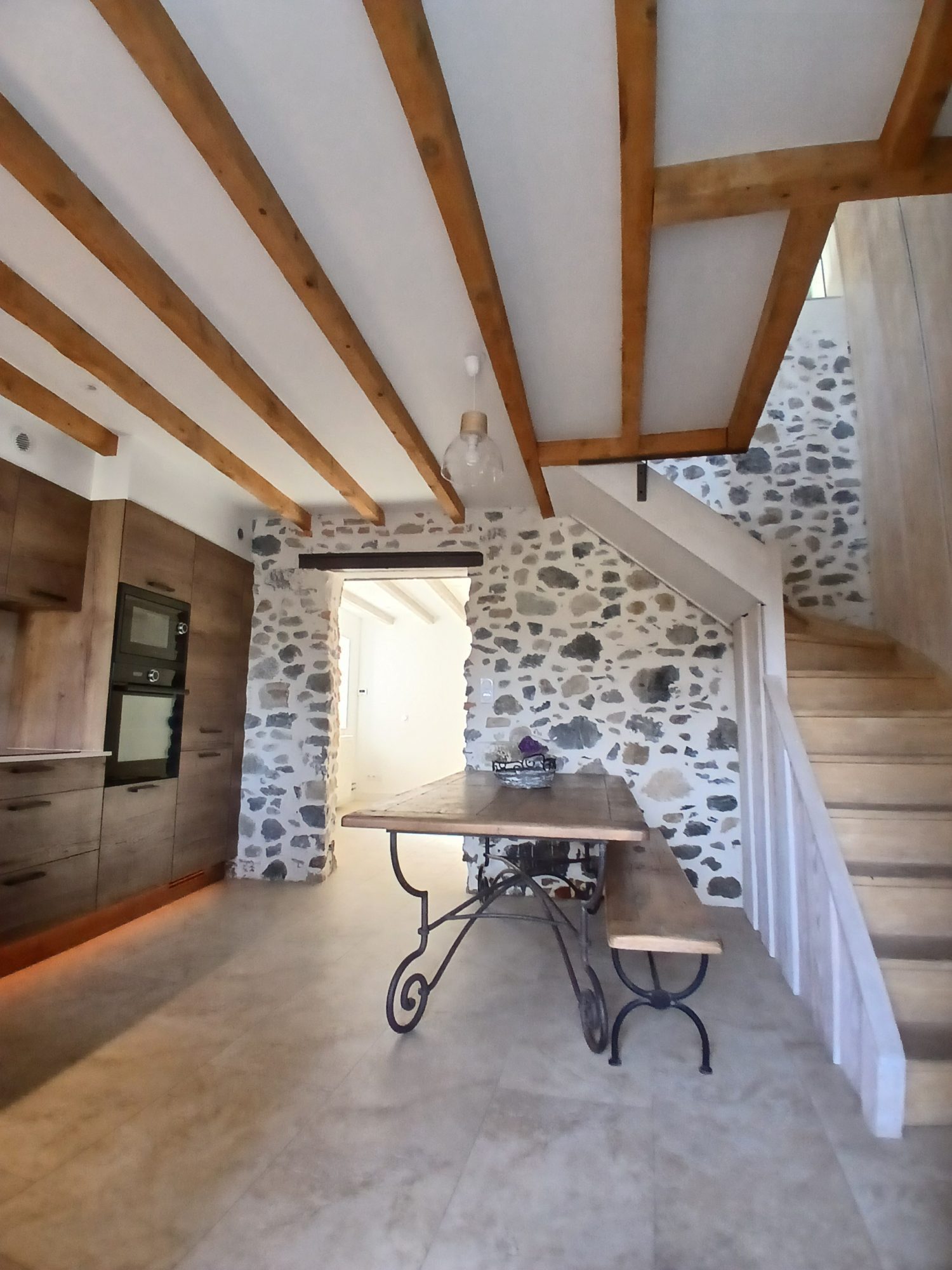 Appartement 6 pièces 111 m² · à Porte-de-Savoie · 111 m² · 365 000 €
