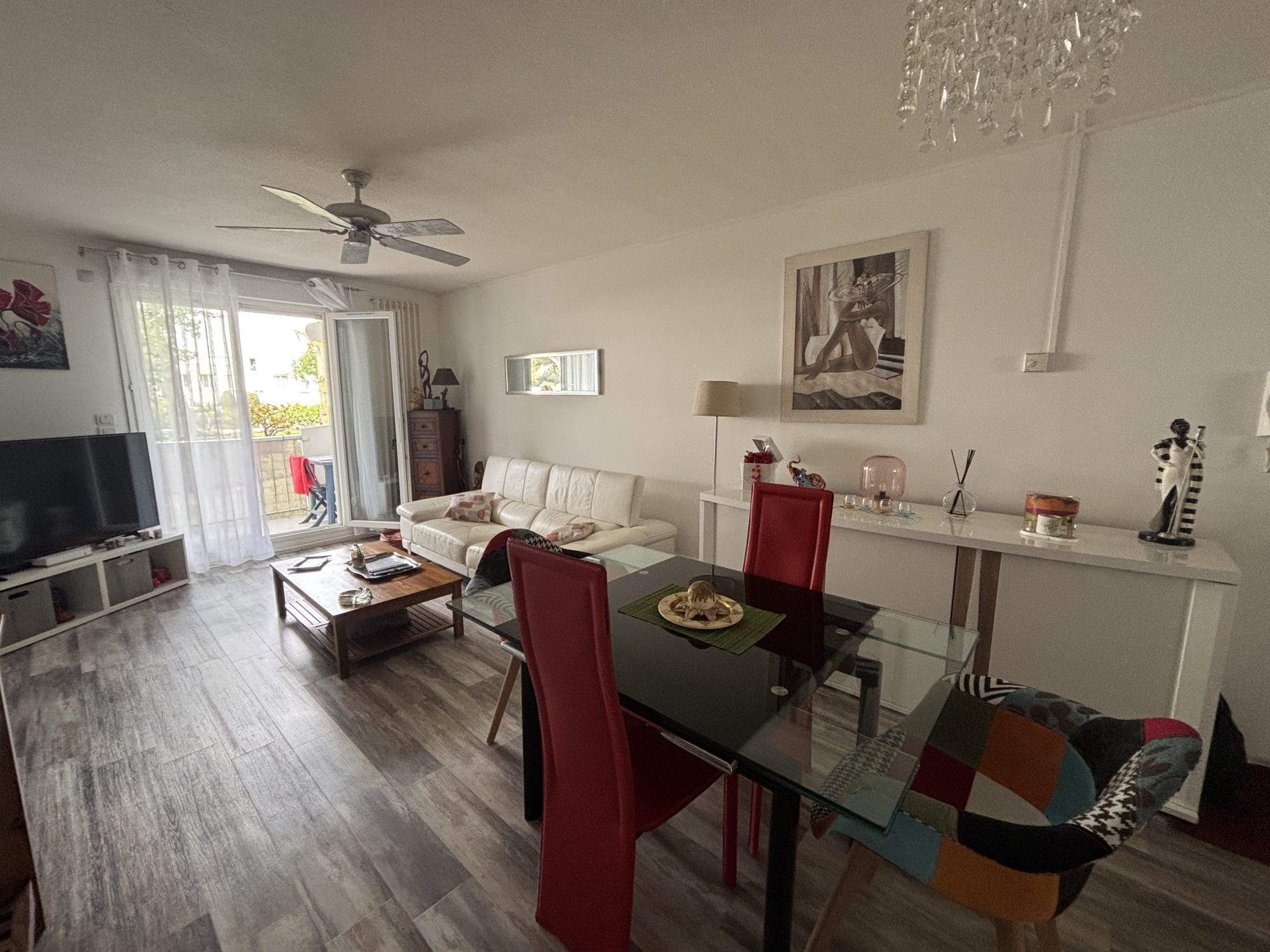 3-BEDROOM APARTMENT 69m2 3