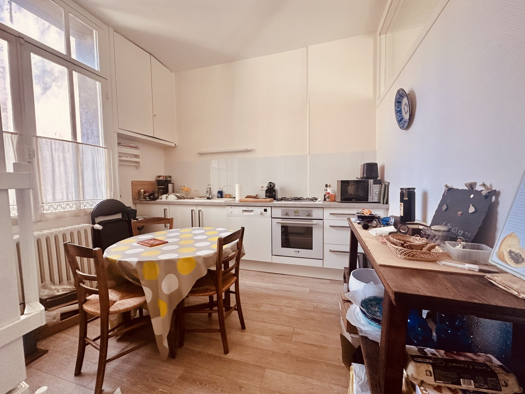 Grand appartement à rénover avec vue sur le Vieux Port de La Rochelle