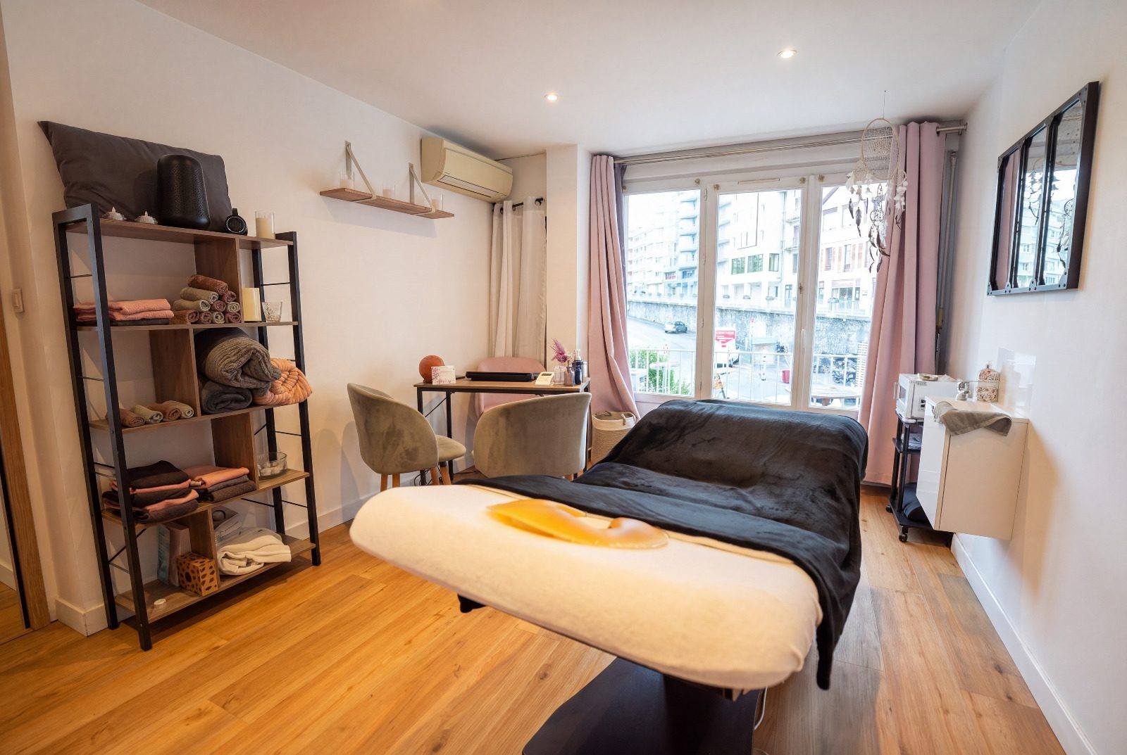 Appartement à vendre à Évian-les-Bains, 94 m²