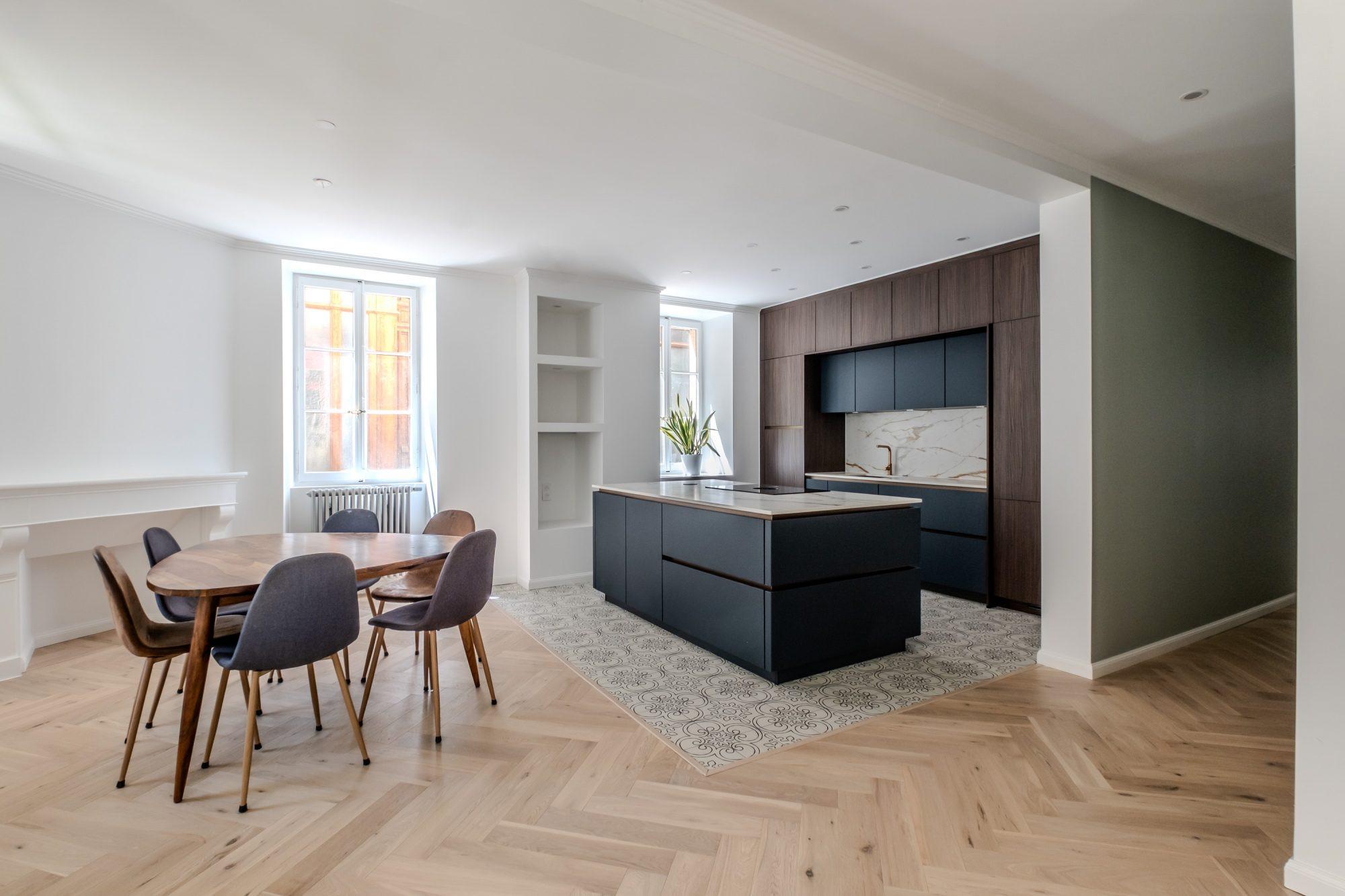 Évian Centre - T4 Charme haussmannien — 120 m² entièrement rénovés, terrasse vue Source Cachat
