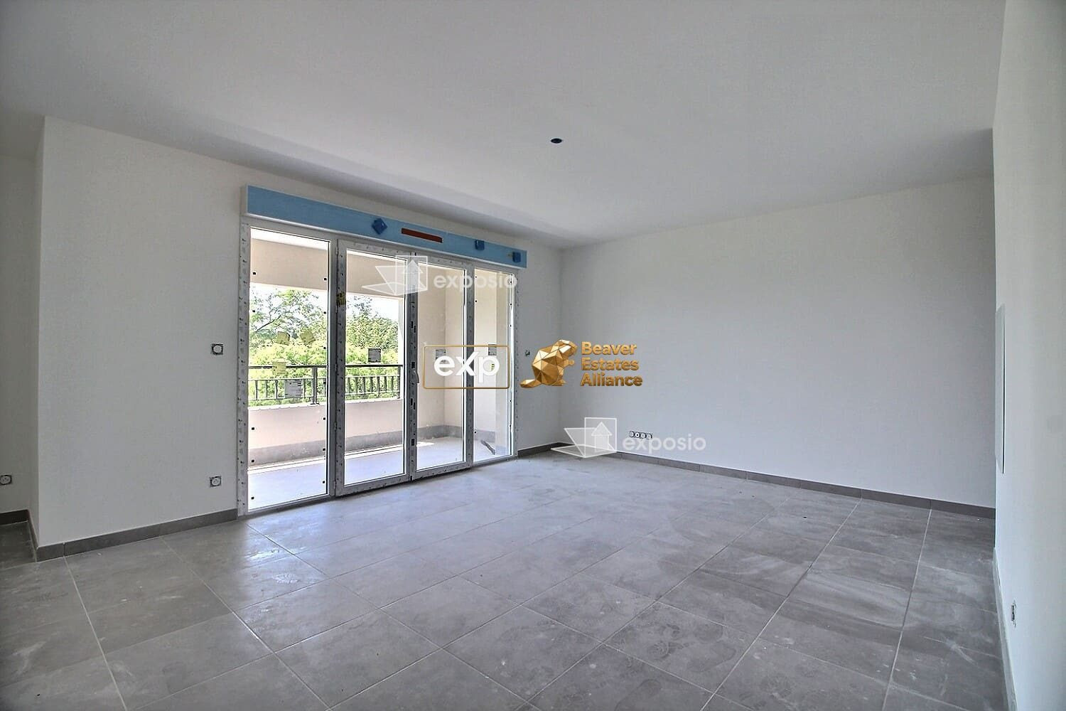 Apartment with garden 5