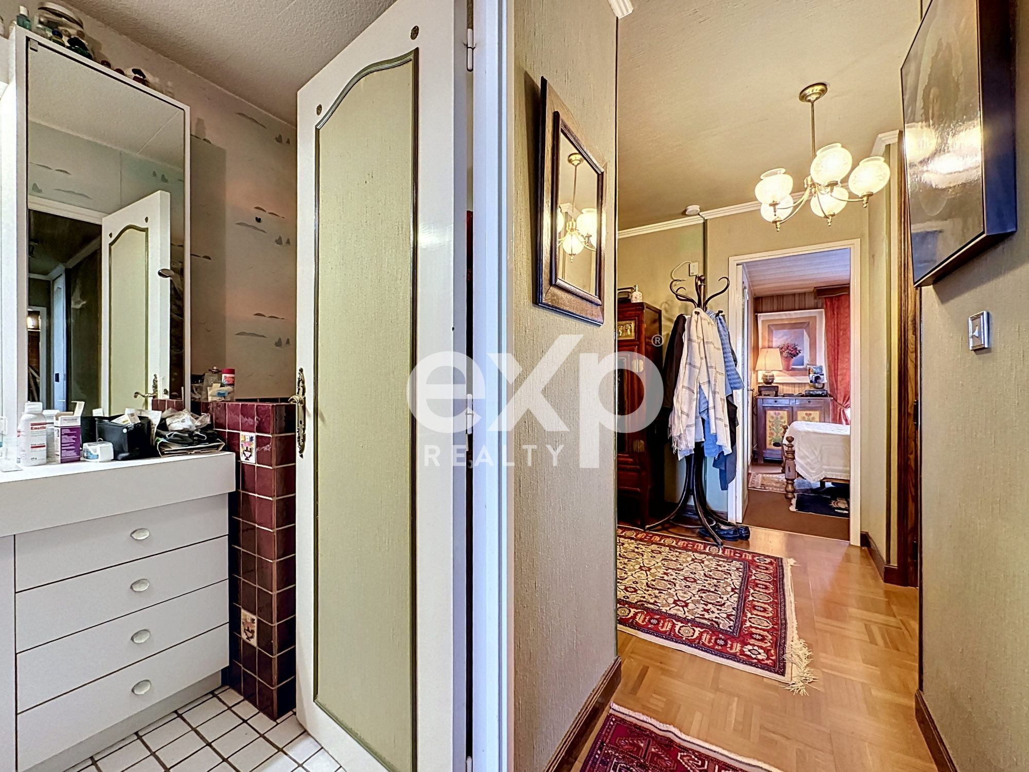 Appartement 5 pièces 100 m² · à Saint-Denis · 100 m² · 240 000 €