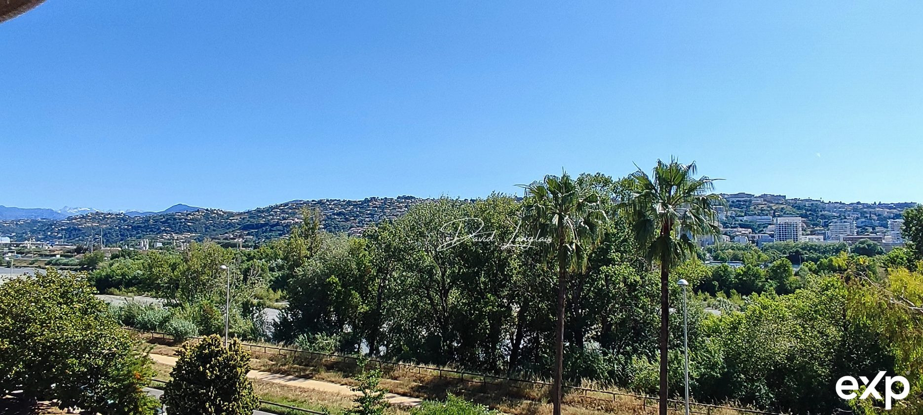 Appartement à vendre à Saint-Laurent-du-Var, 74 m²