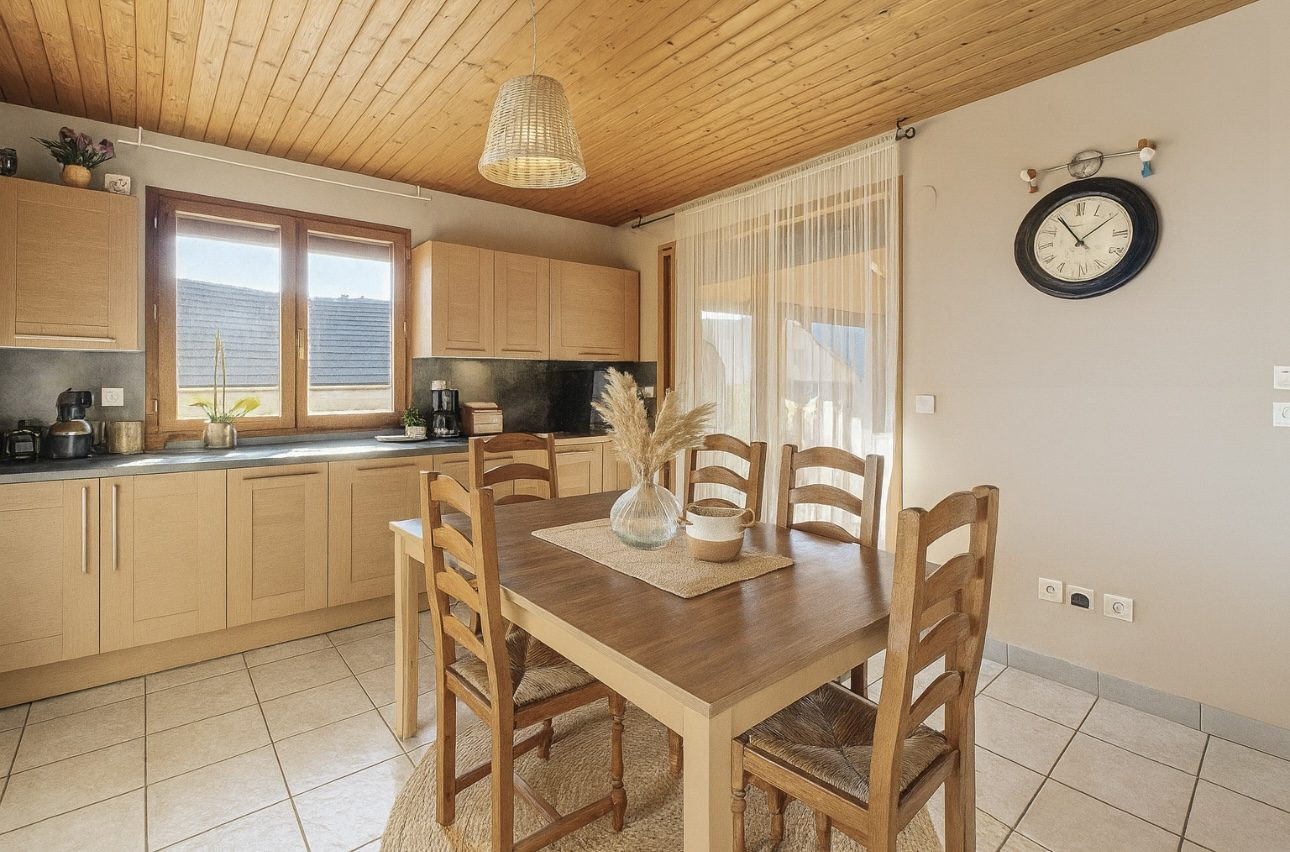 Appartement 4 pièces 120 m² · à Chignin · 120 m² · 270 000 €
