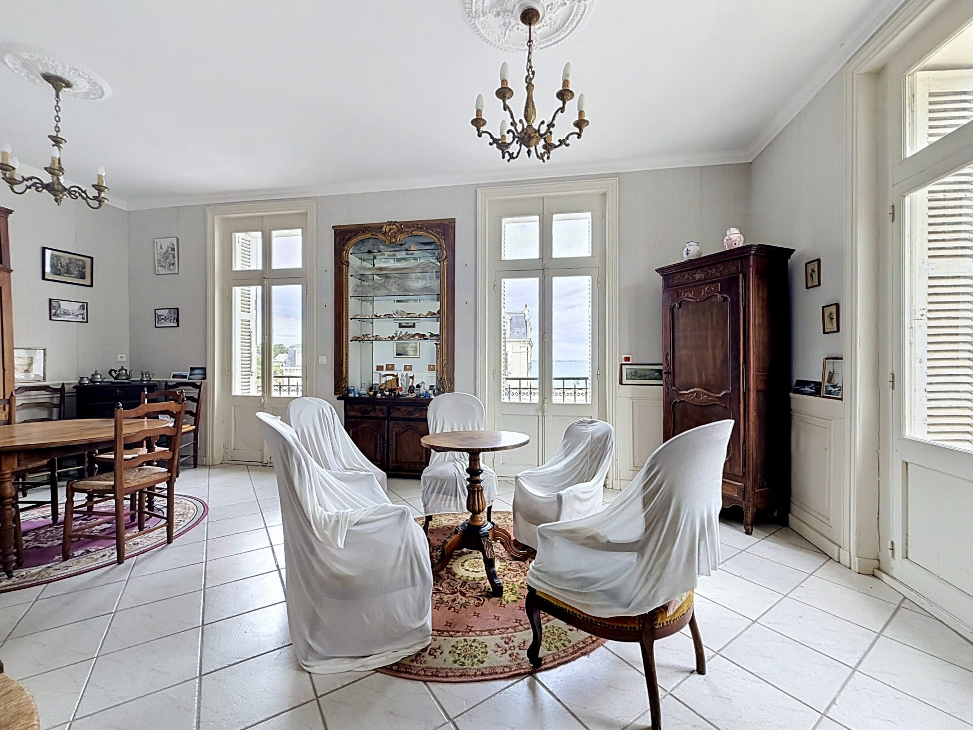 DINARD CENTER – SEA VIEW, ÉCLUSE BEACH AND CASINO 4