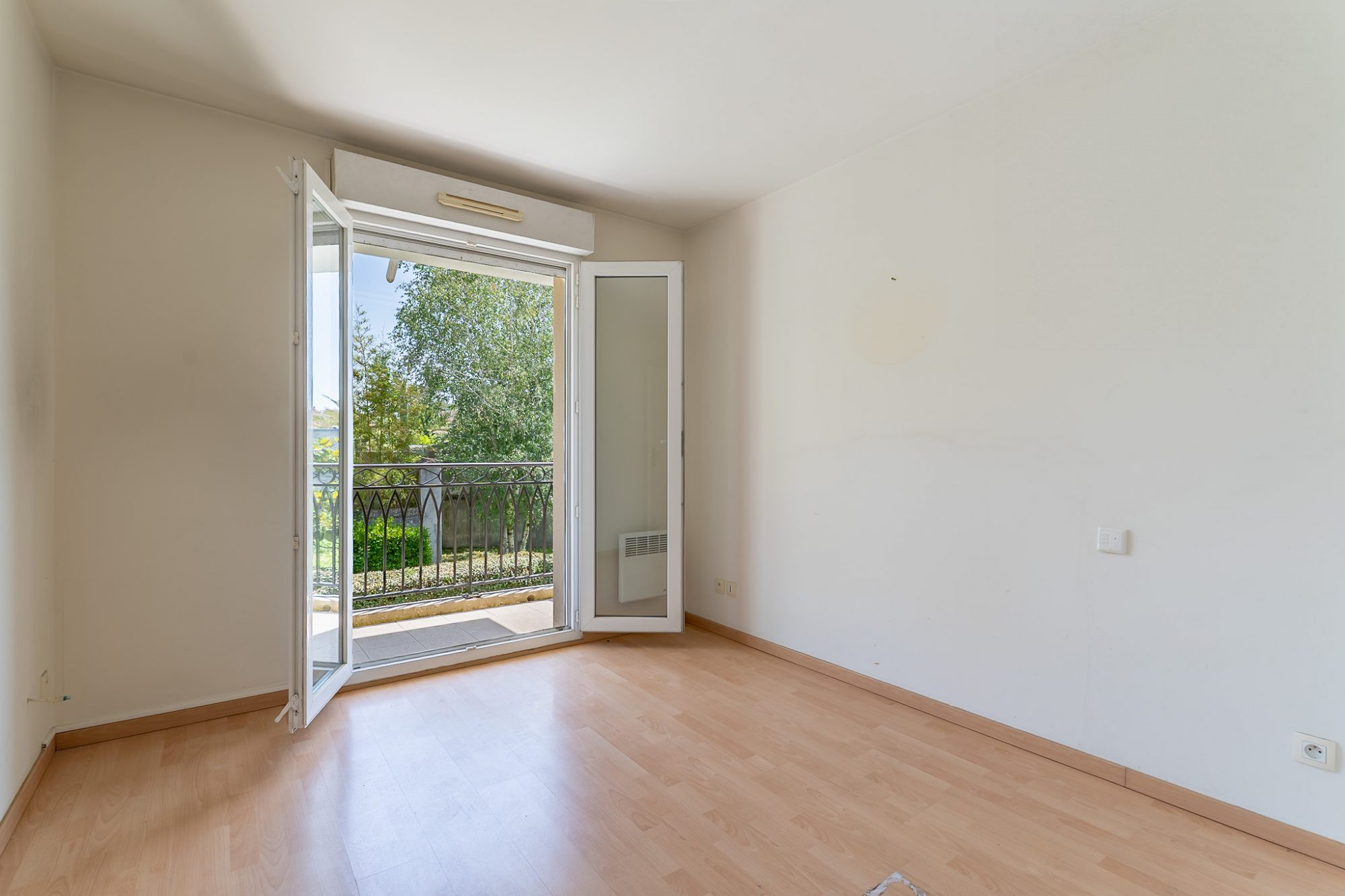 T5 double balcon garage cellier ascenseur