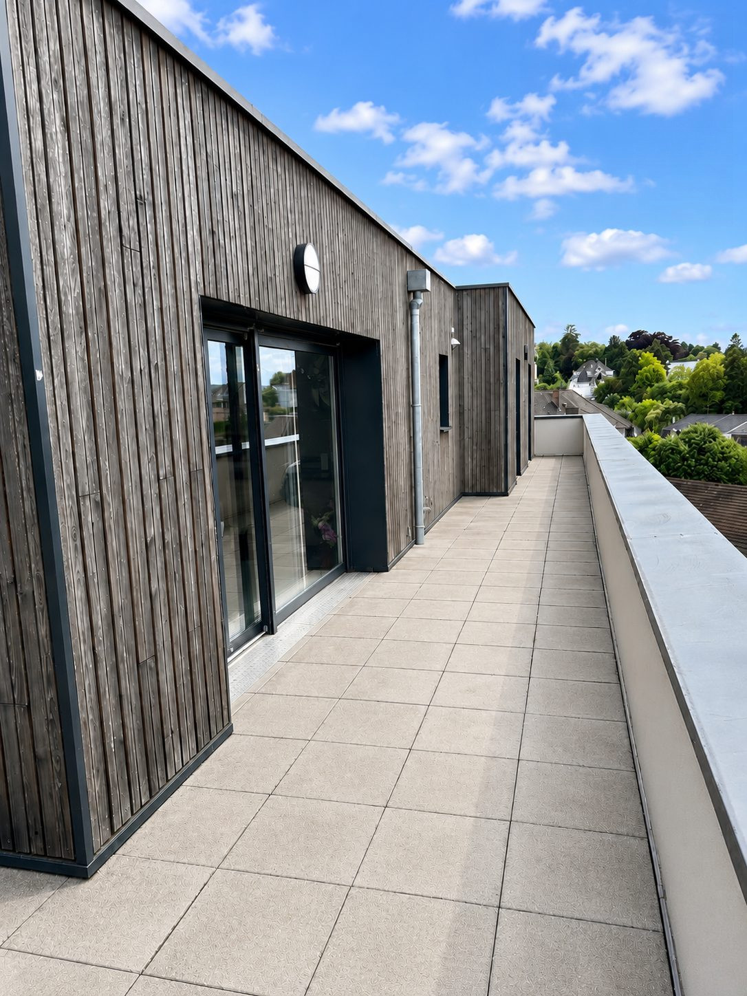 EXCLUSIVITÉ – Attique 89 m² à Altkirch : la terrasse en L qui change tout