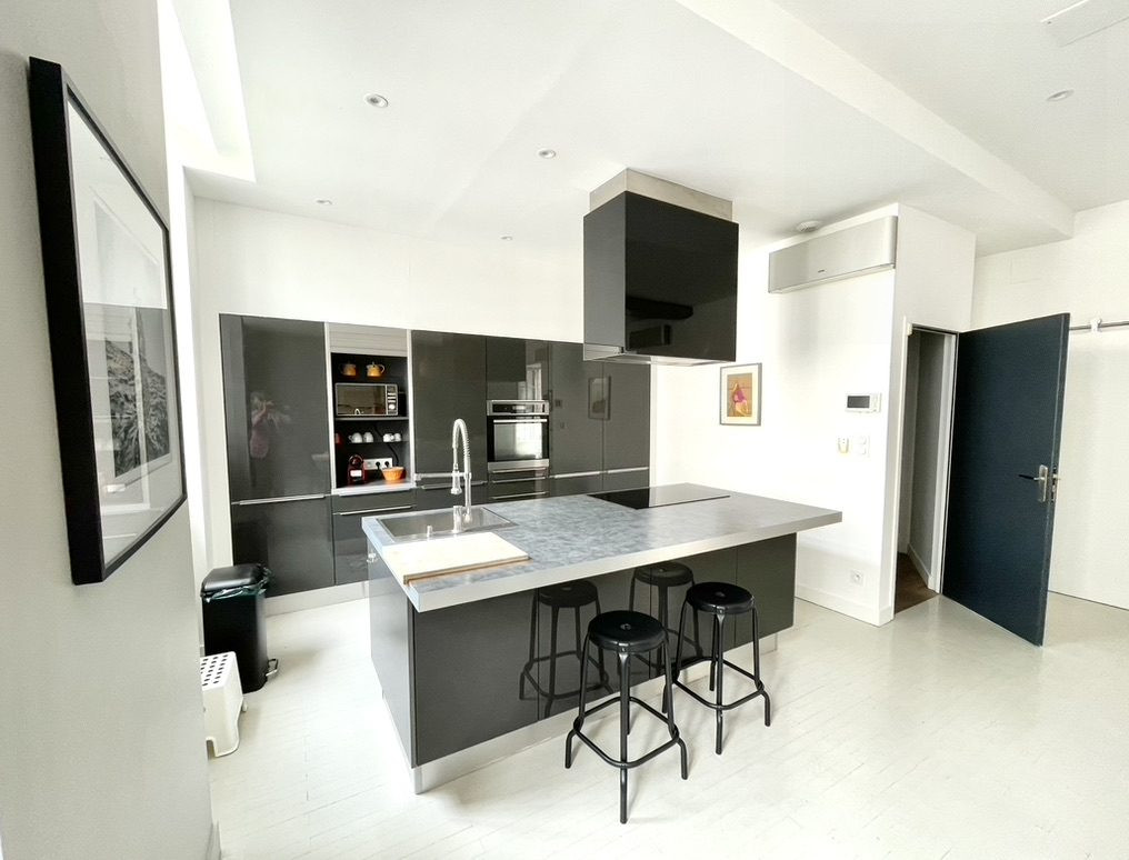 Appartement 6 pièces 155 m² · à La Rochelle · 155 m² · 1 090 000 €