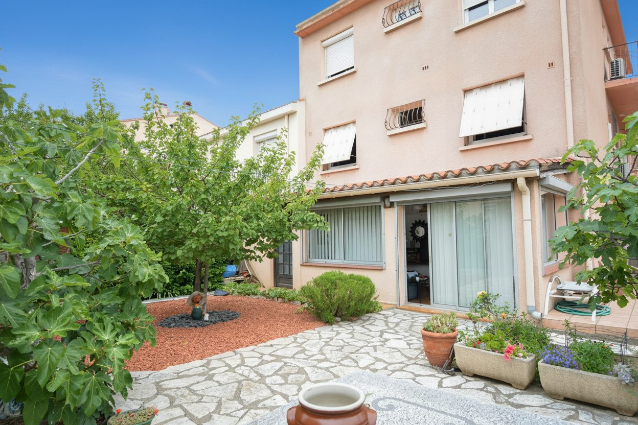 Appartement rdc avec garage et jardin 110m²