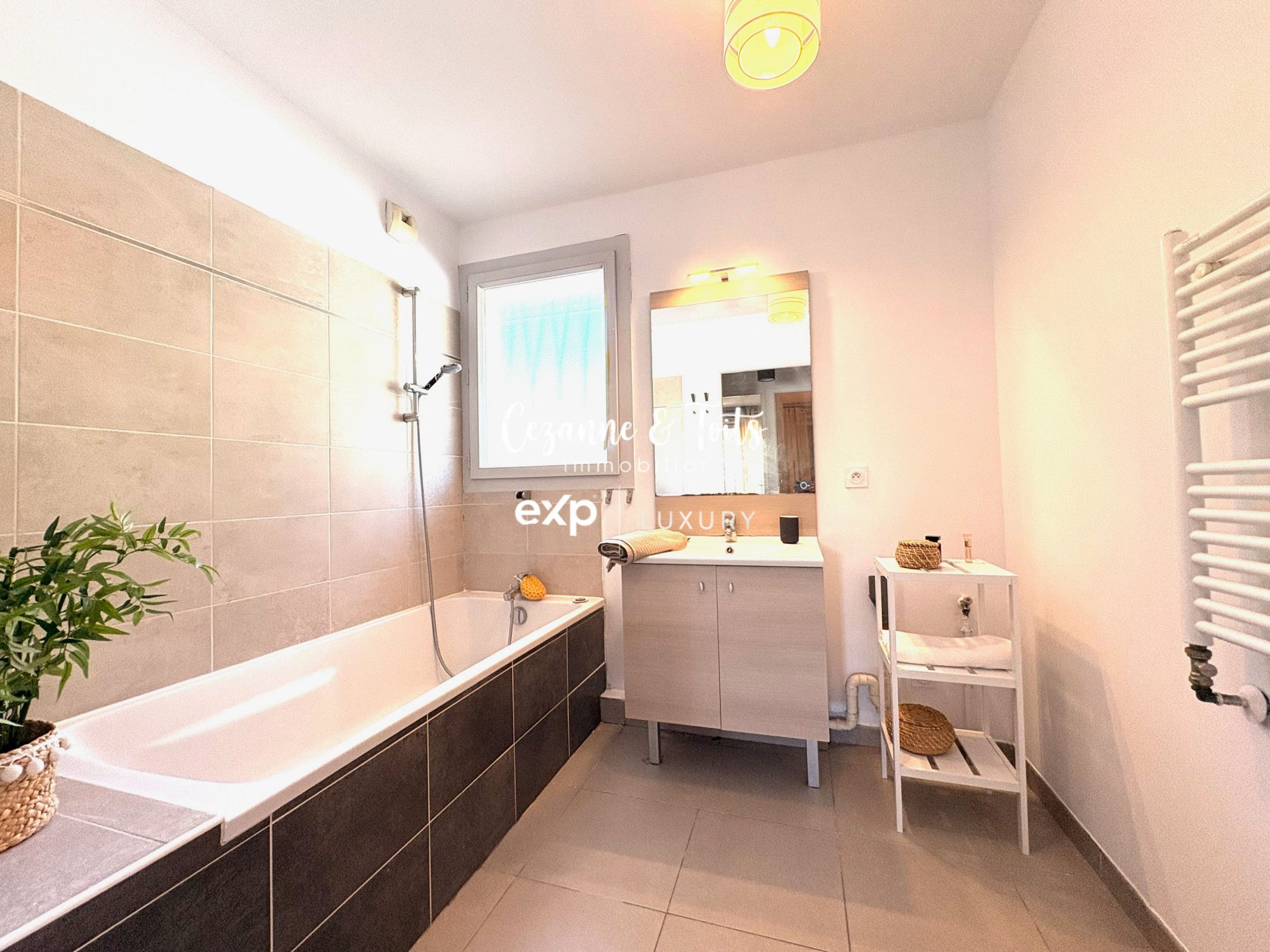 Appartement à vendre à Aix-en-Provence, 67 m²
