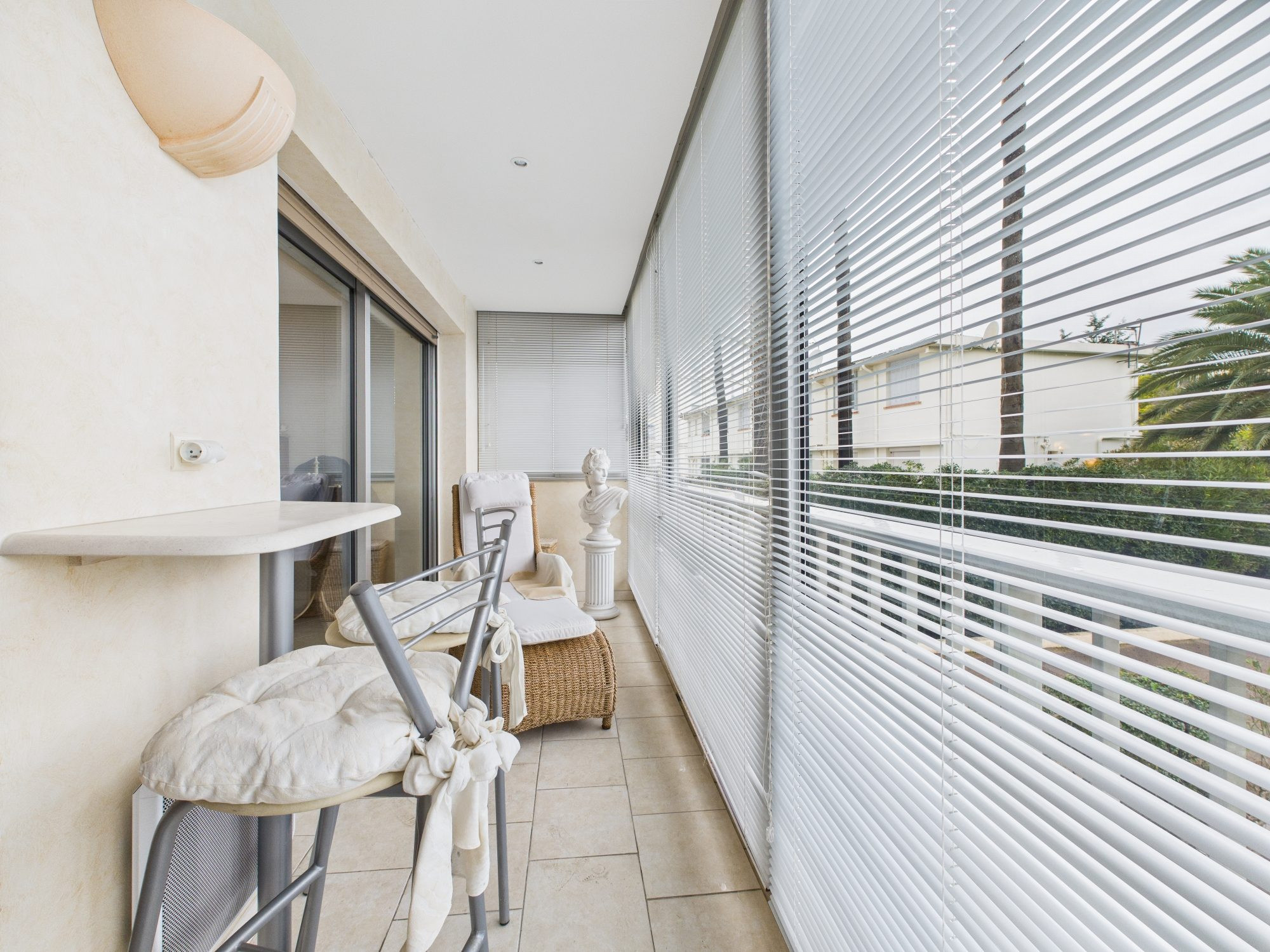 T4 73m² CANNES – Terrasse aperçu mer – Garage double – 2 caves