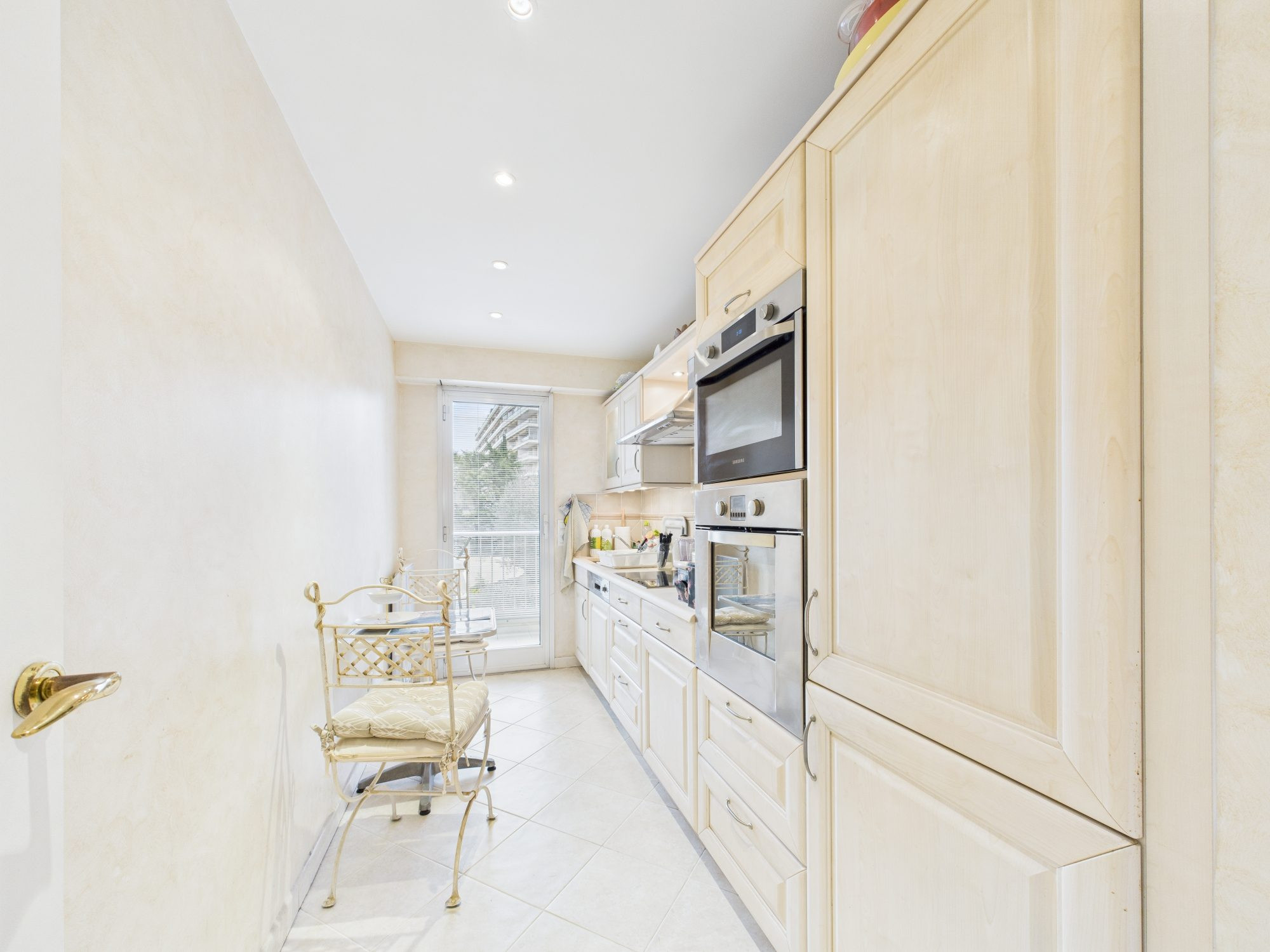 T4 73m² CANNES – Terrasse aperçu mer – Garage double – 2 caves