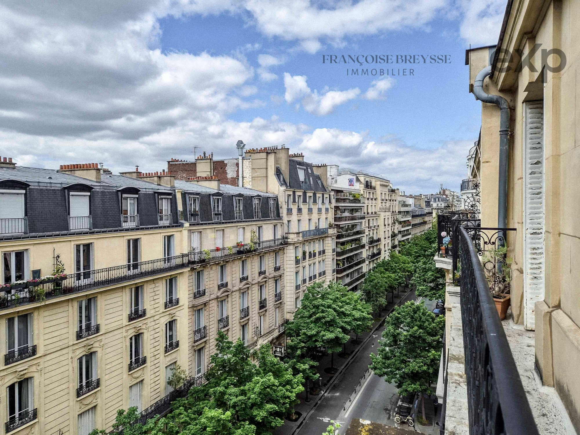 Apartment for sale in Paris, 60 m²