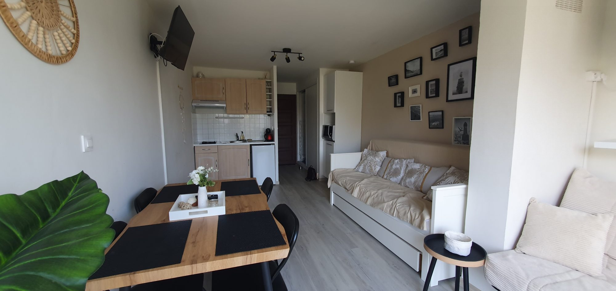 CAP D'AGDE – STUDIO RÉNOVÉ À DEUX PAS DE LA PLAGE DU MÔLE