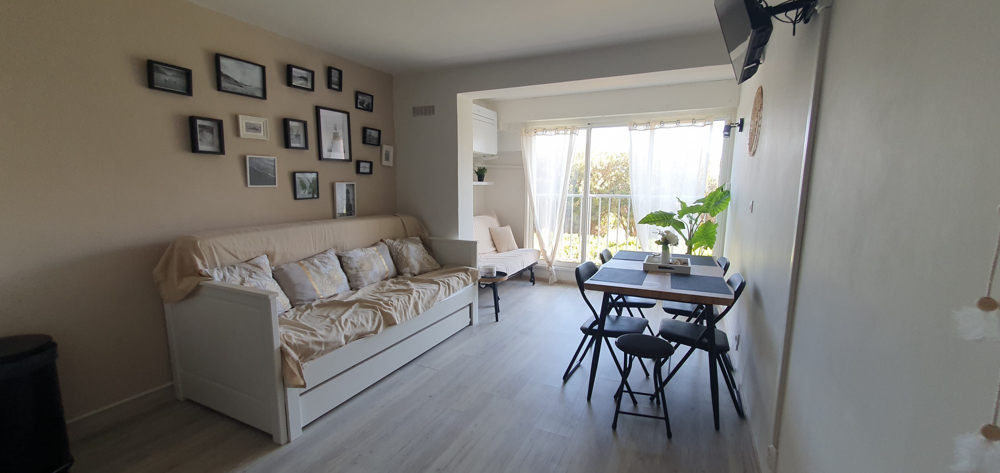 CAP D'AGDE – STUDIO RÉNOVÉ À DEUX PAS DE LA PLAGE DU MÔLE