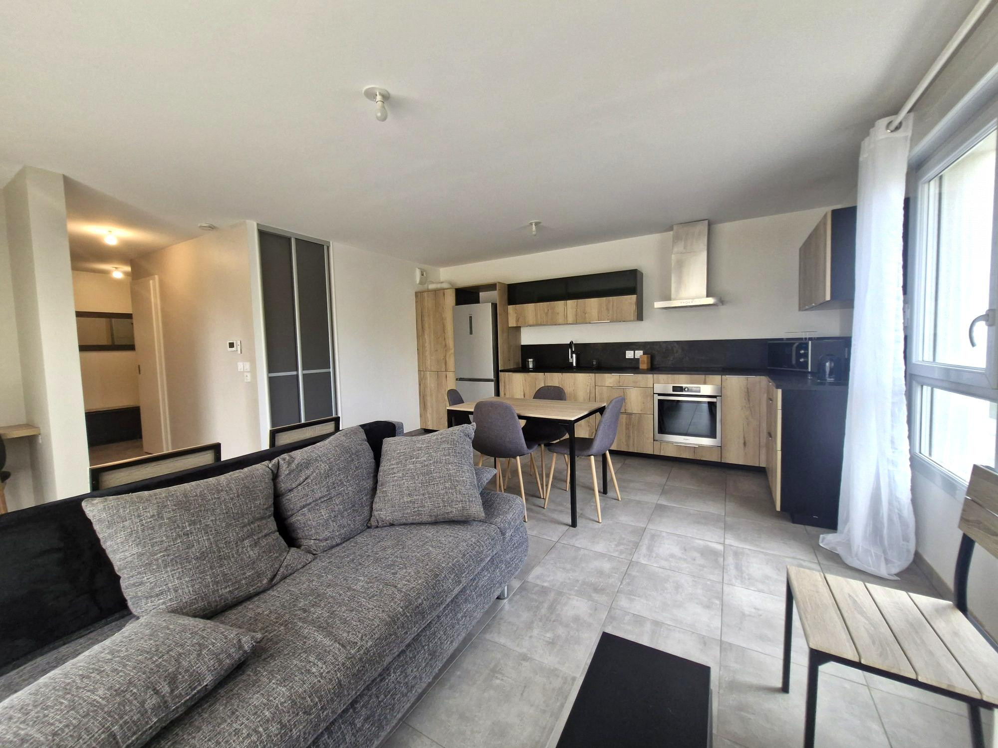 Appartement 2 pièces, rez de jardin, 48 m²