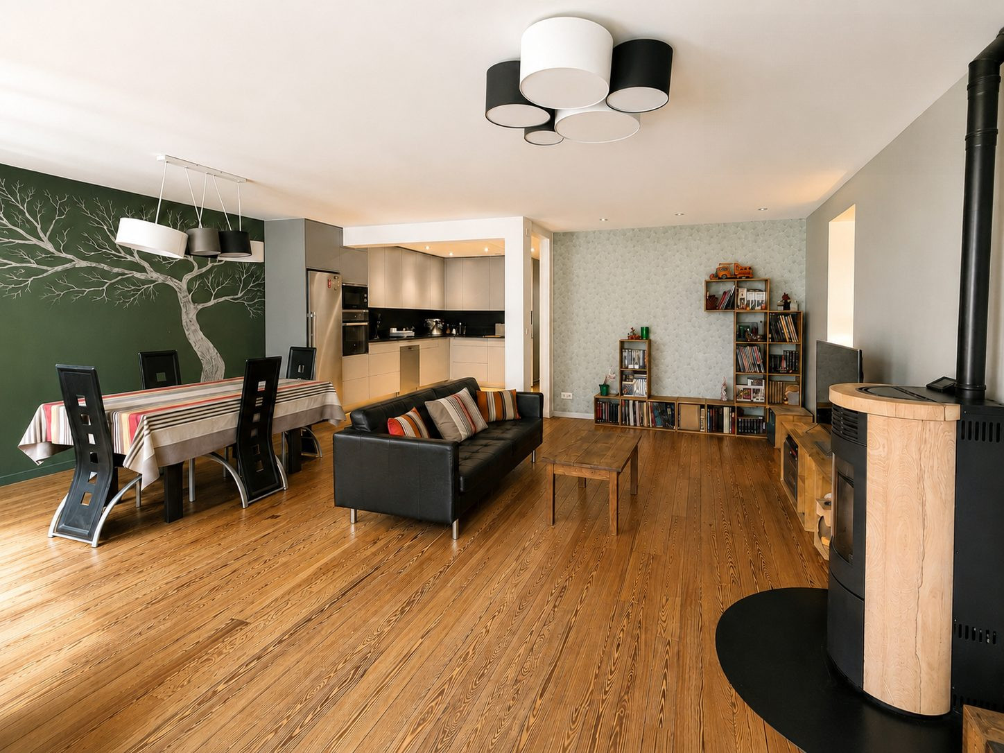 LA ROCHE-SUR-FORON — Hypercentre — T3 de 107 m²