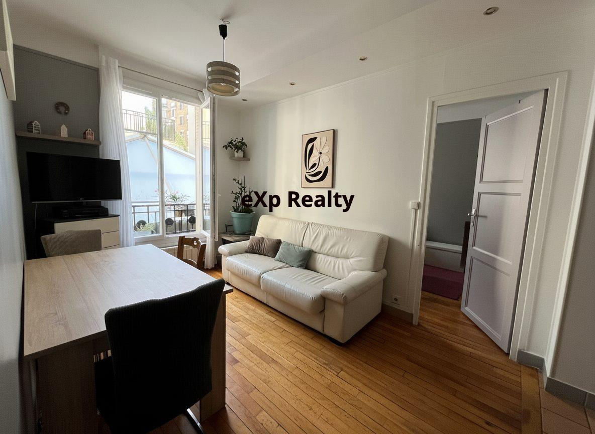 Apartment in Paris 3