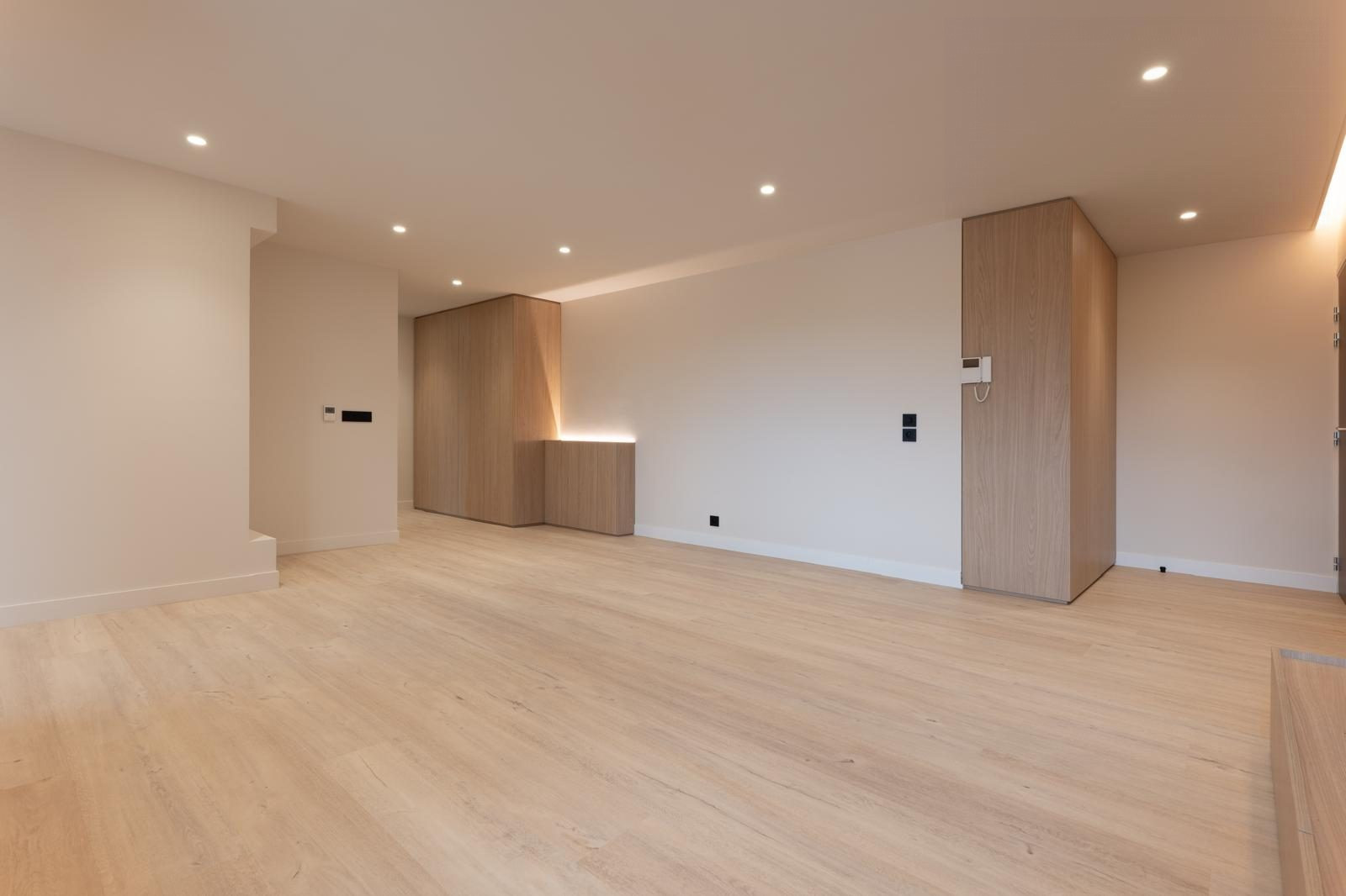 Appartement 4 pièces rénové à Annecy-le-Vieux avec balcon, ascenseur et parking