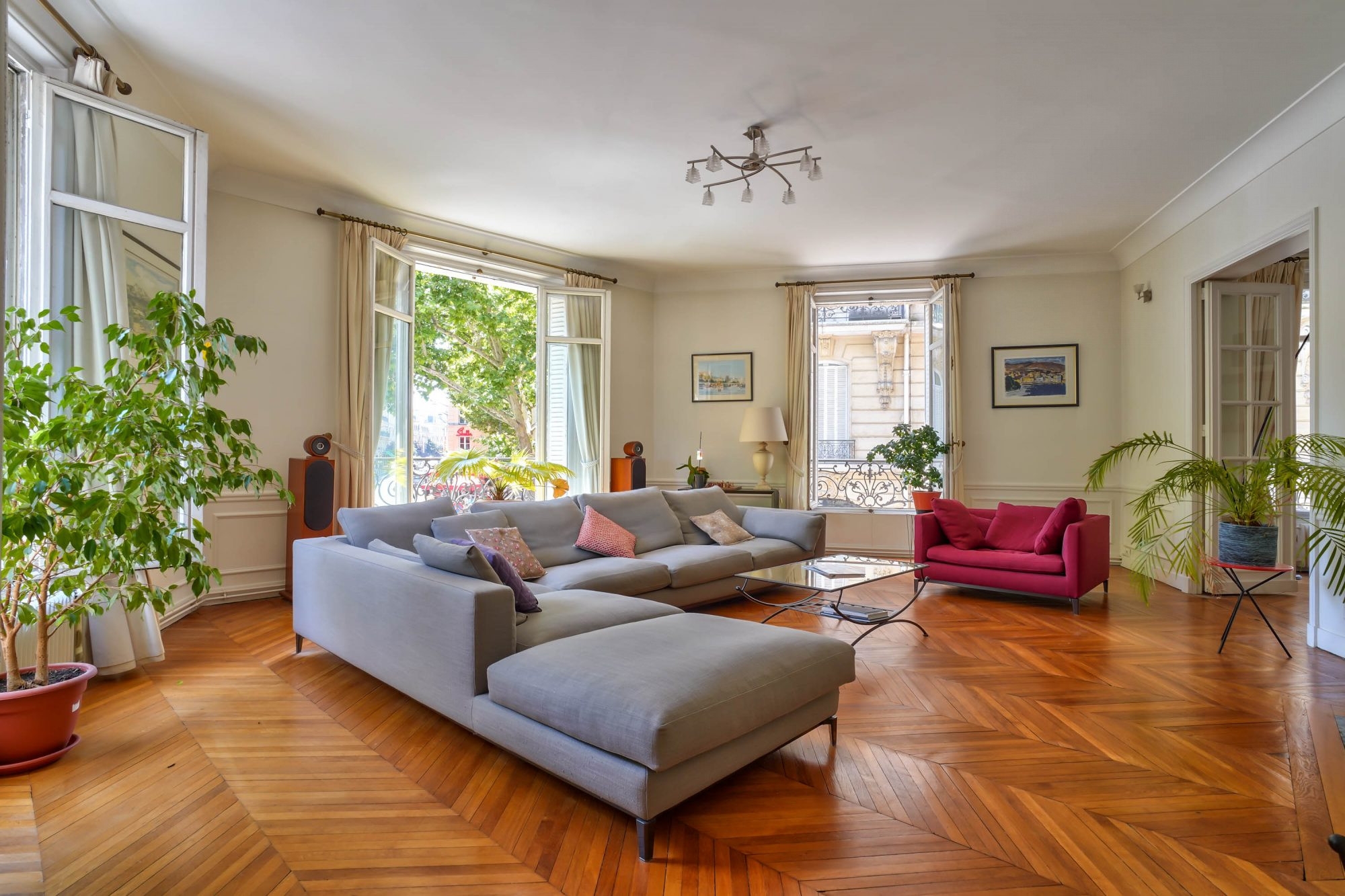 Appartement à vendre à Paris, 246 m²