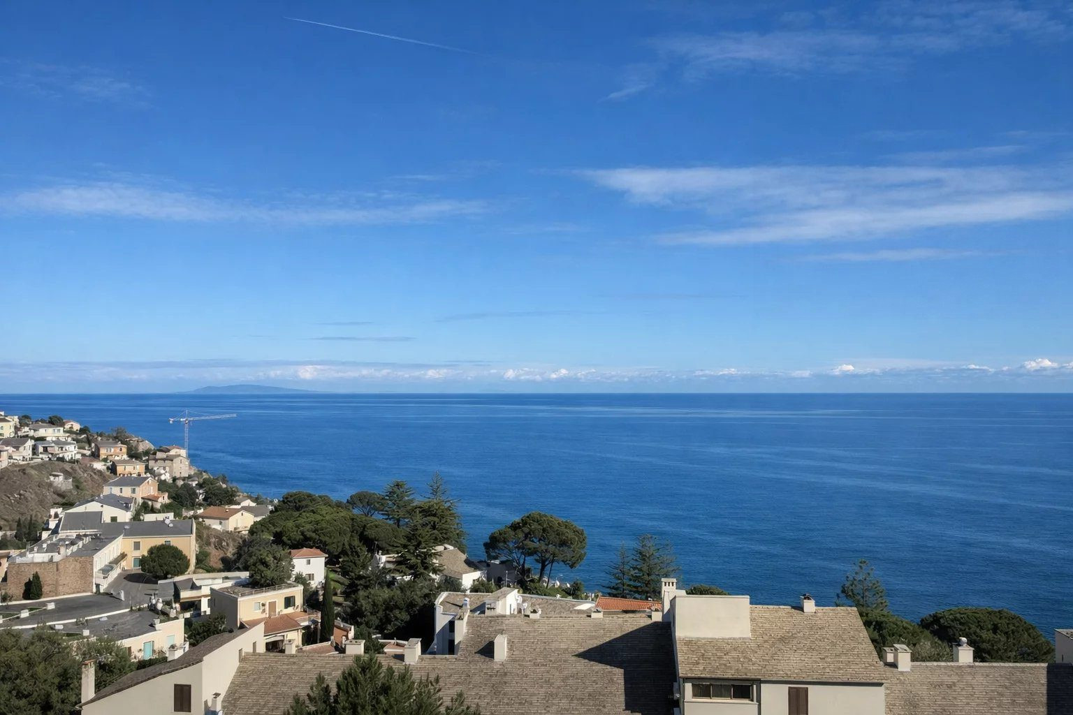 Appartement T3/T4 – 84 m² + terrasse – Pietranera – Vue mer – Ascenseur – Cave + parking