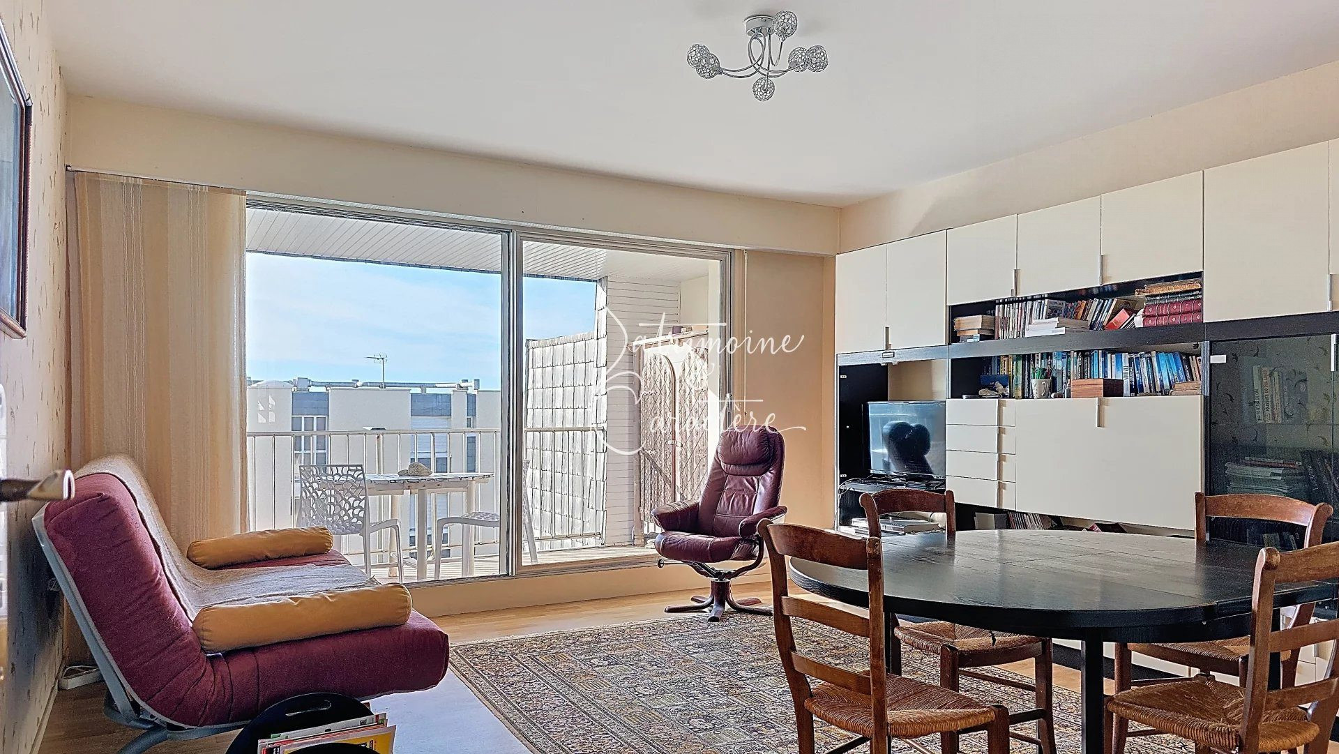 2-Bedroom Apartment with Sea View in Quiberon, Loggia, 54.5m2 2