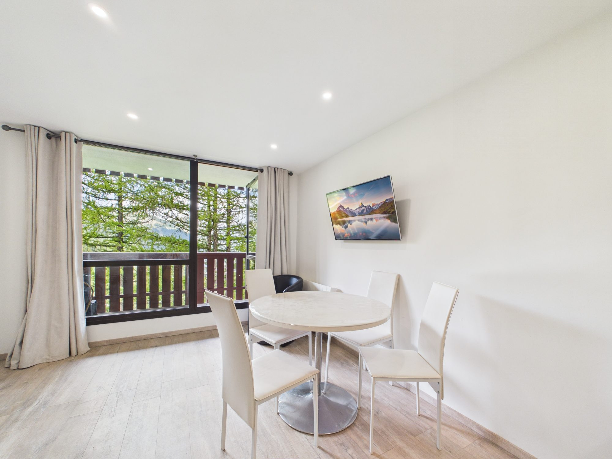 Appartement à vendre à Isola, 28 m²