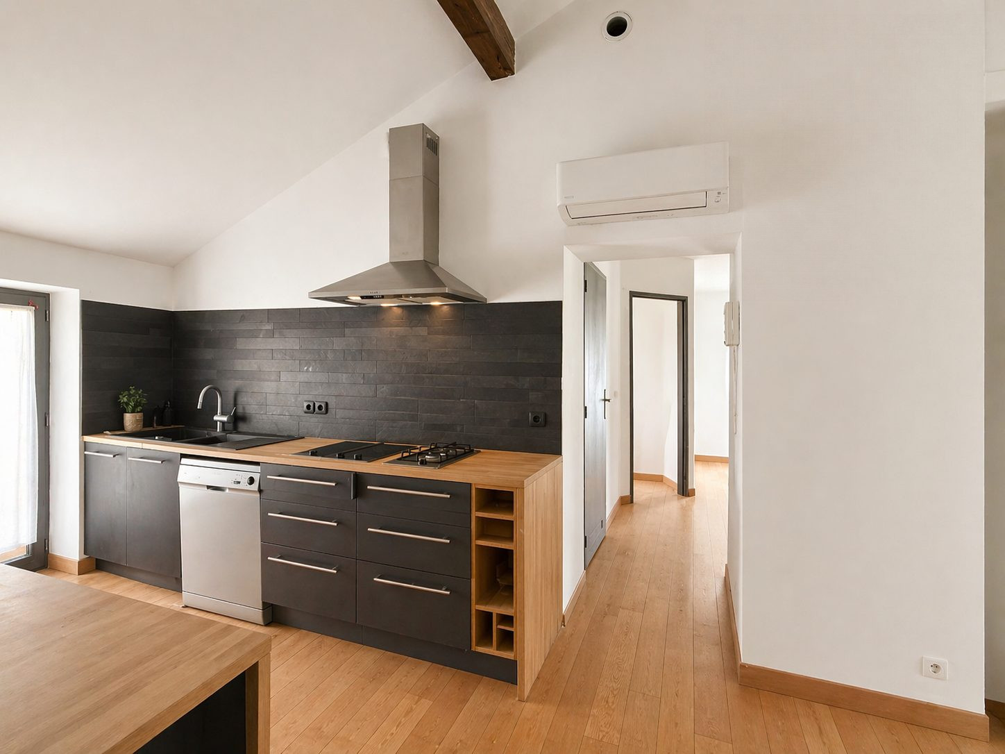 Appartement T3 – Dernier étage – 84 m² – Bastia Citadelle