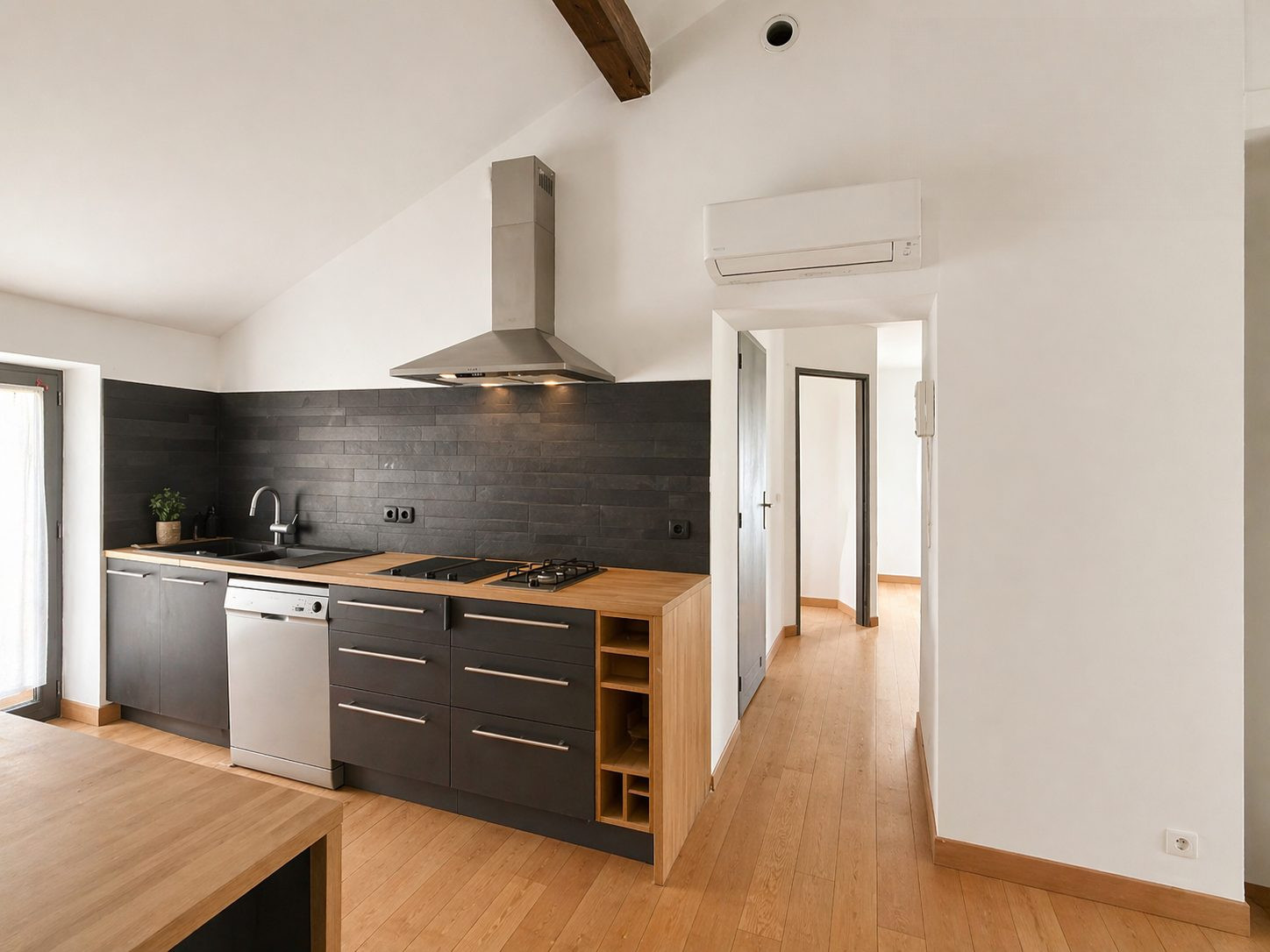 3-Bedroom Apartment – Top Floor – 84 m² – Bastia Citadelle 3