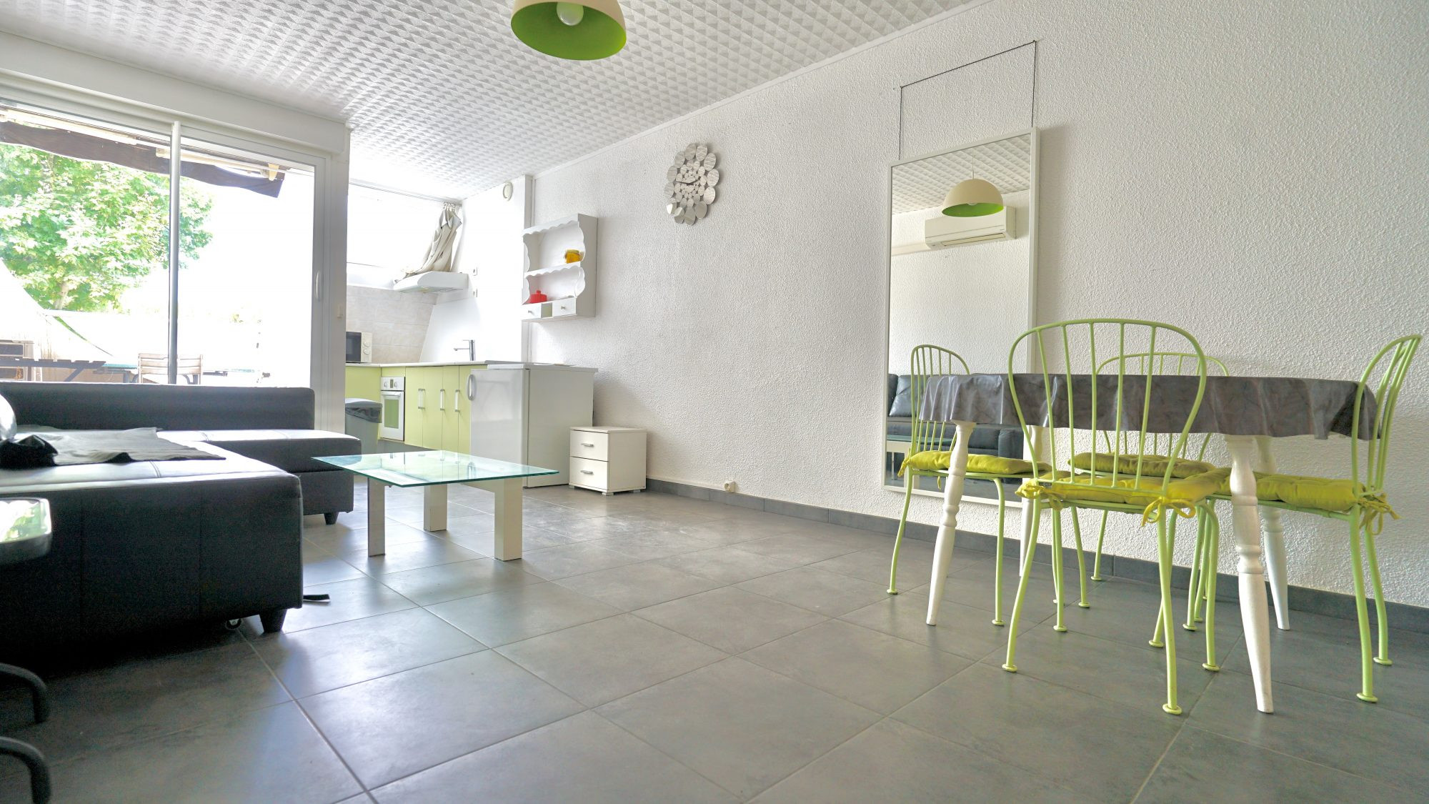 LA GRANDE-MOTTE – PONANT – EXCLUSIVITÉ – STUDIO CABINE – TERRASSE – PARKING COUVERT